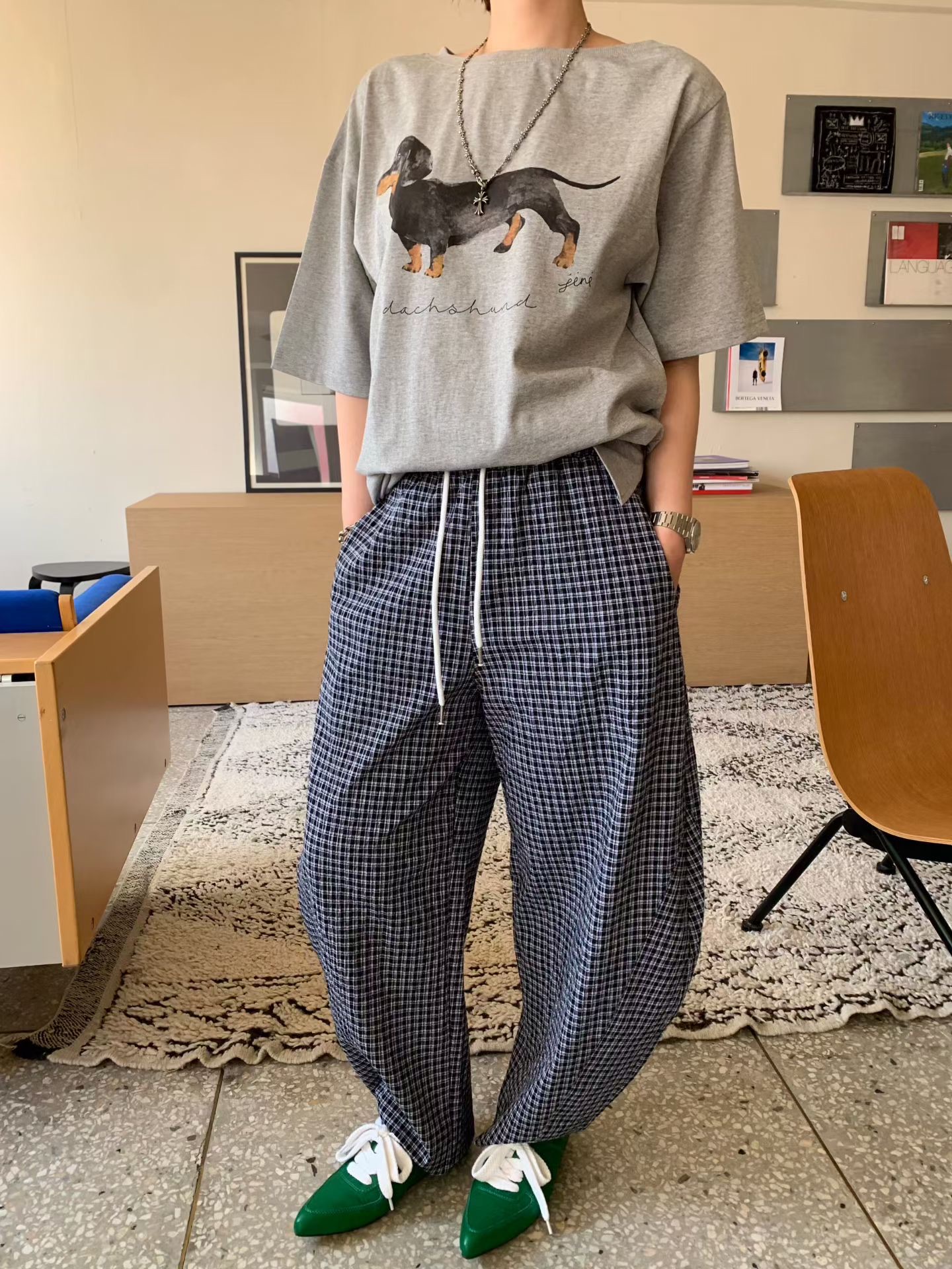 KS10 / CONTRAST BAND CHECKERED BARREL TROUSERS 
