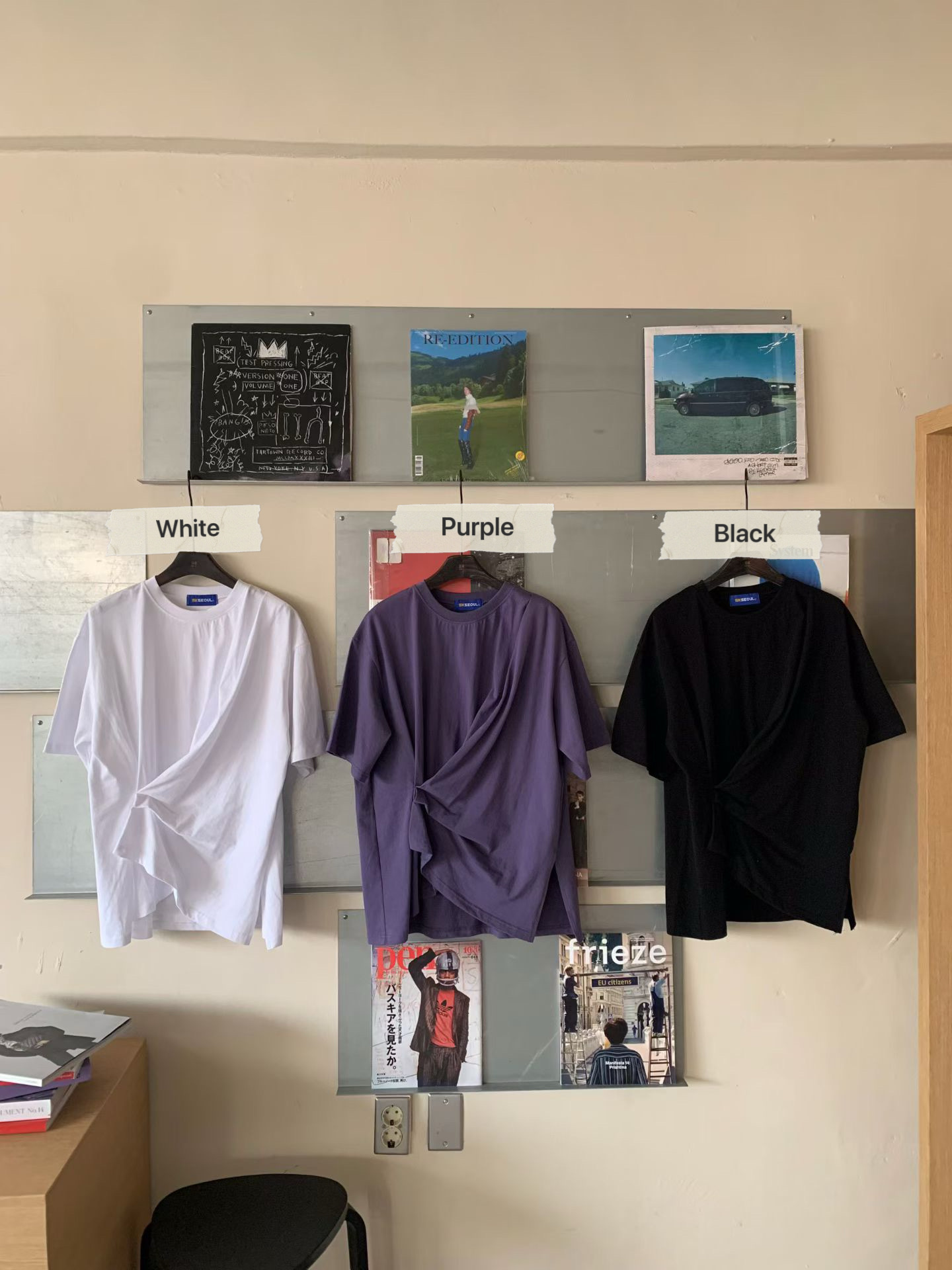 KS14 / DARTED SIDE DETAILS LOOSE FIT TEE