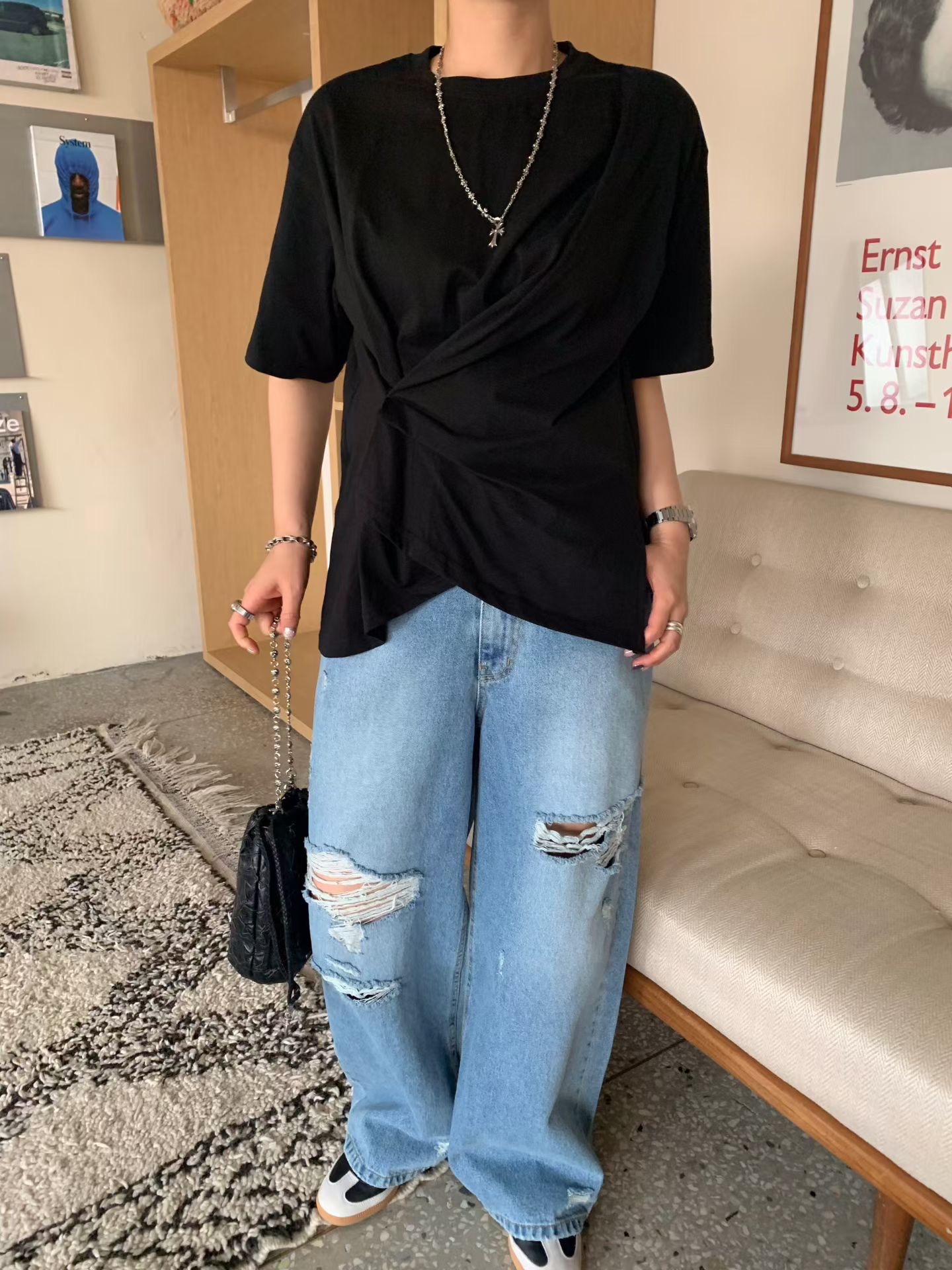 KS14 / DARTED SIDE DETAILS LOOSE FIT TEE