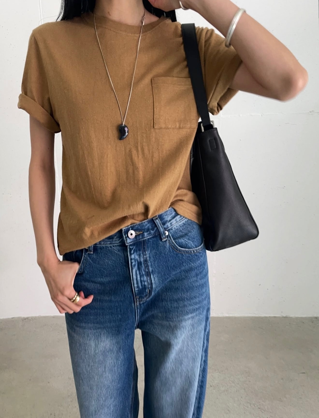 700826 / POCKET SHORT SLEEVES TEE