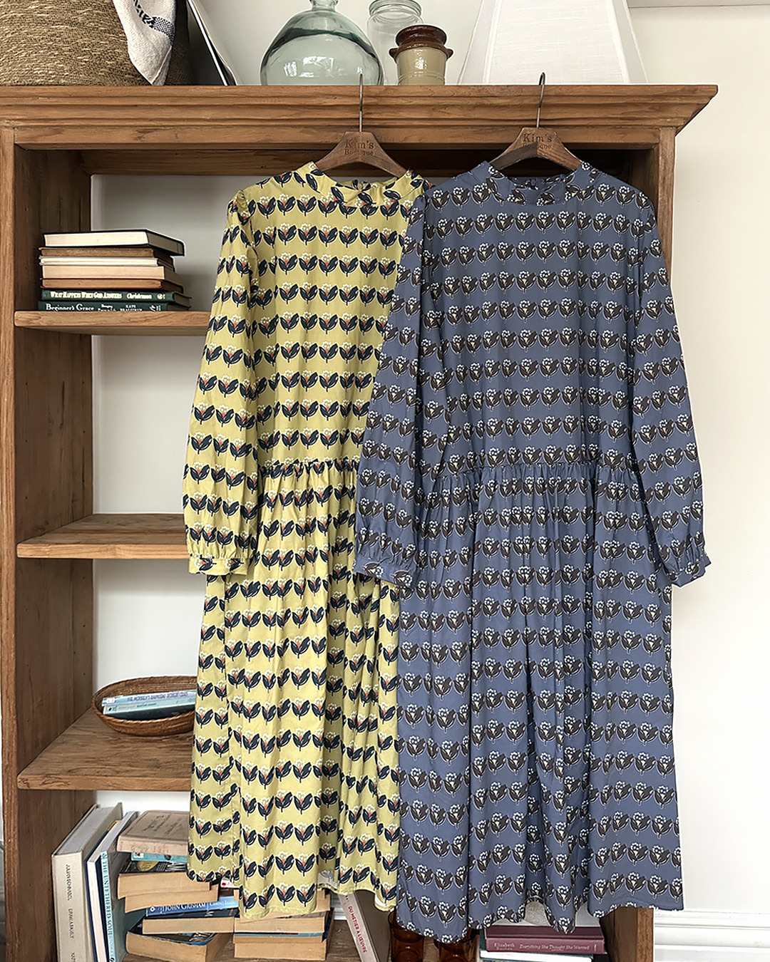 KB05 / Volume Sleeves Printed Loosefit Dress