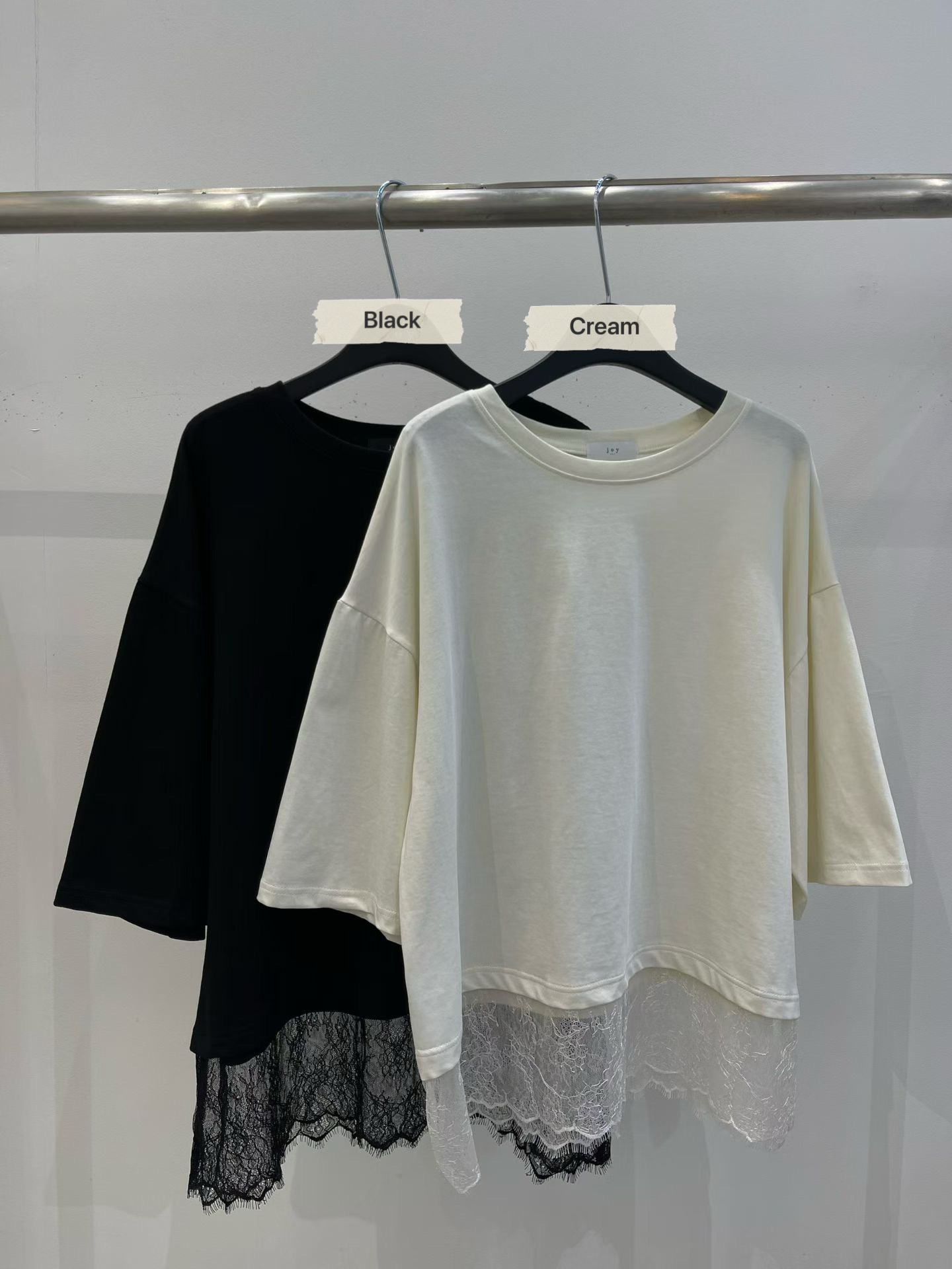JY13 / LACE HEM BOXY TEE