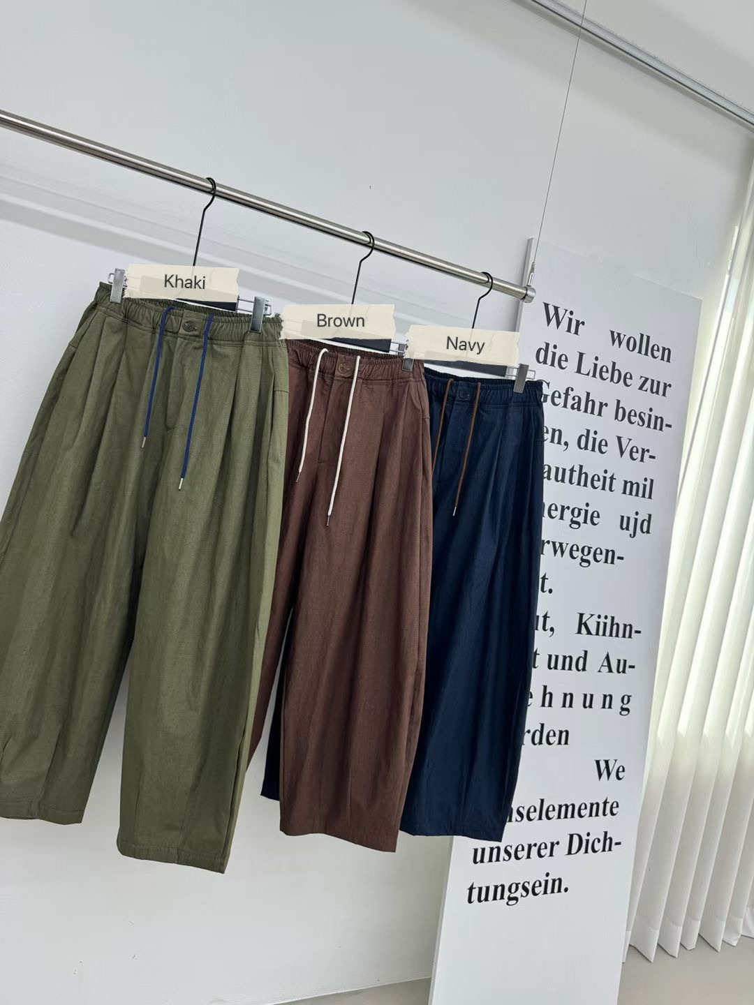 5001 / ELASTIC BAND BRODERIE SKIRT