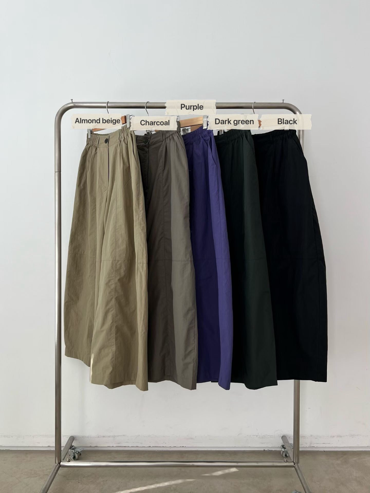 VN23 / BANDED WAIST STRAIGHT LEGGED TROUSERS