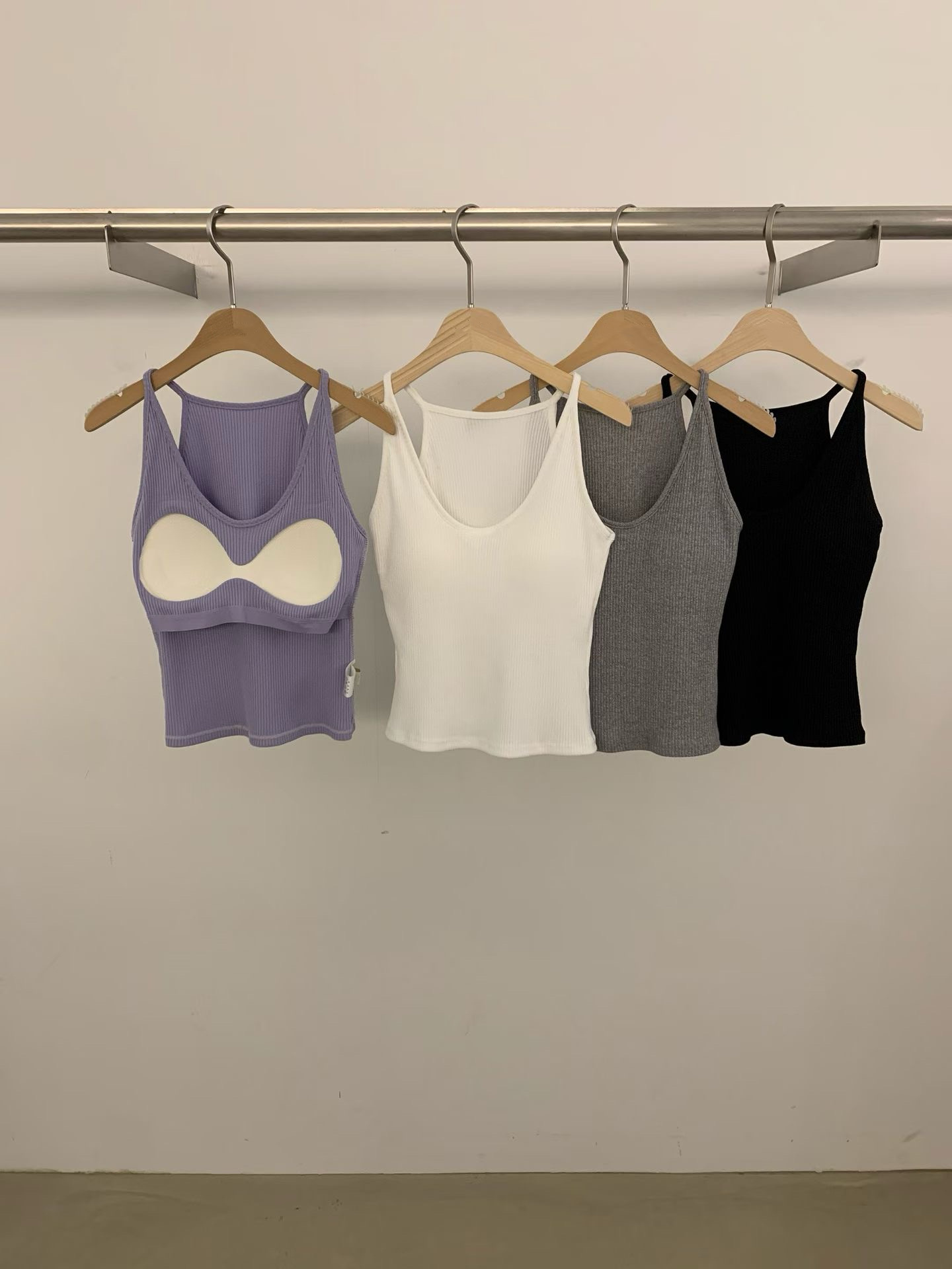 ERIN U-NECK PADDED TANK TOP