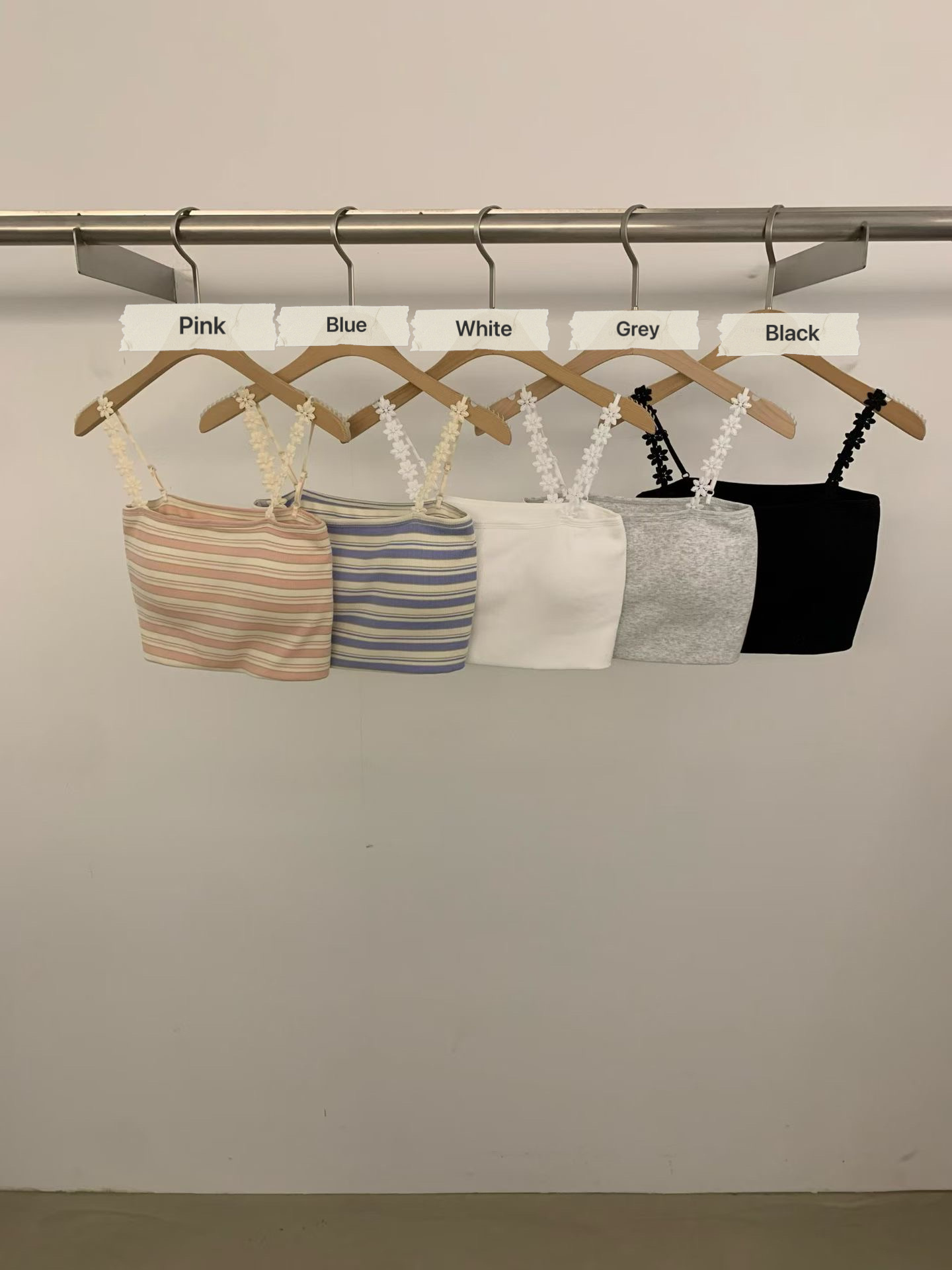 DOMINGA FLOWER APPLIQUE STRAPS BRALETTE