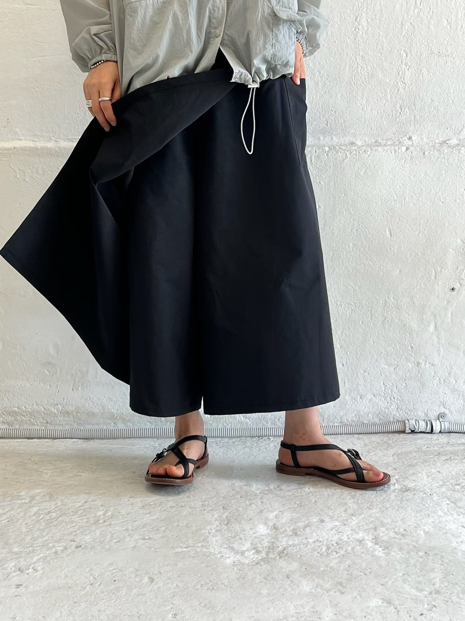 ER04 / BANDED WAIST POCKET SKIRT PANTS