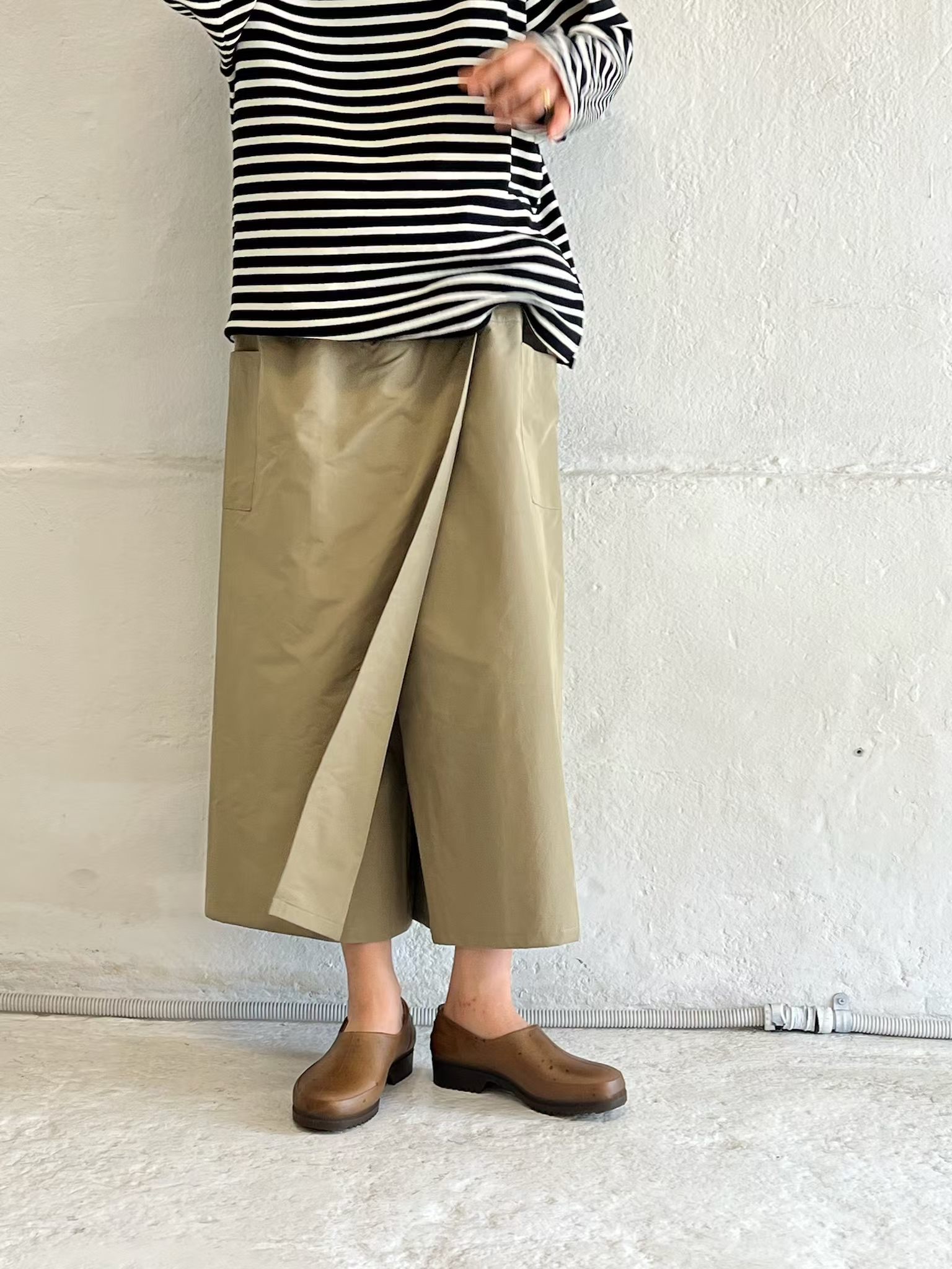 ER04 / BANDED WAIST POCKET SKIRT PANTS