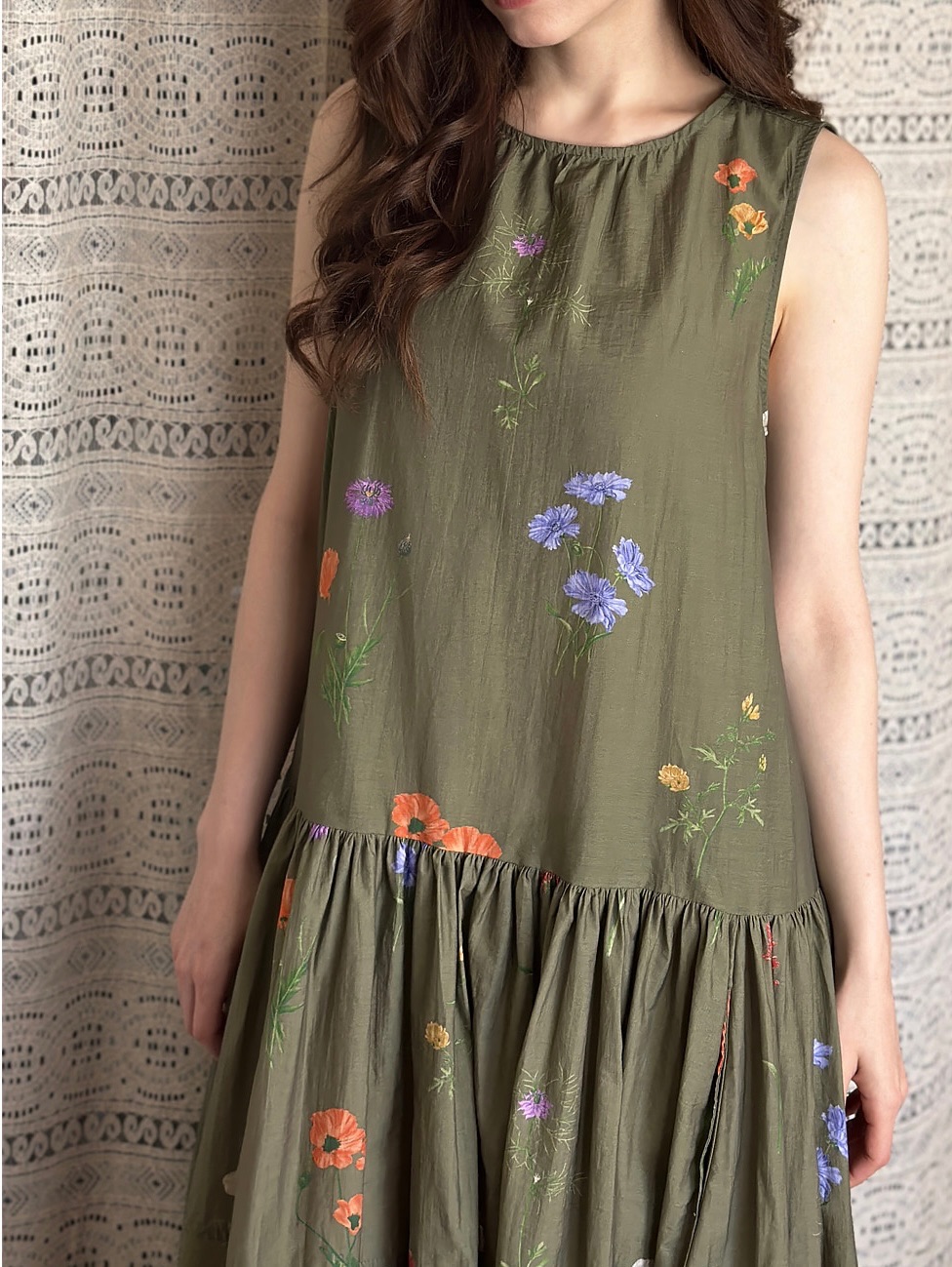 KB08 / Sleeveless Drop Waist Floral Pocket Dress