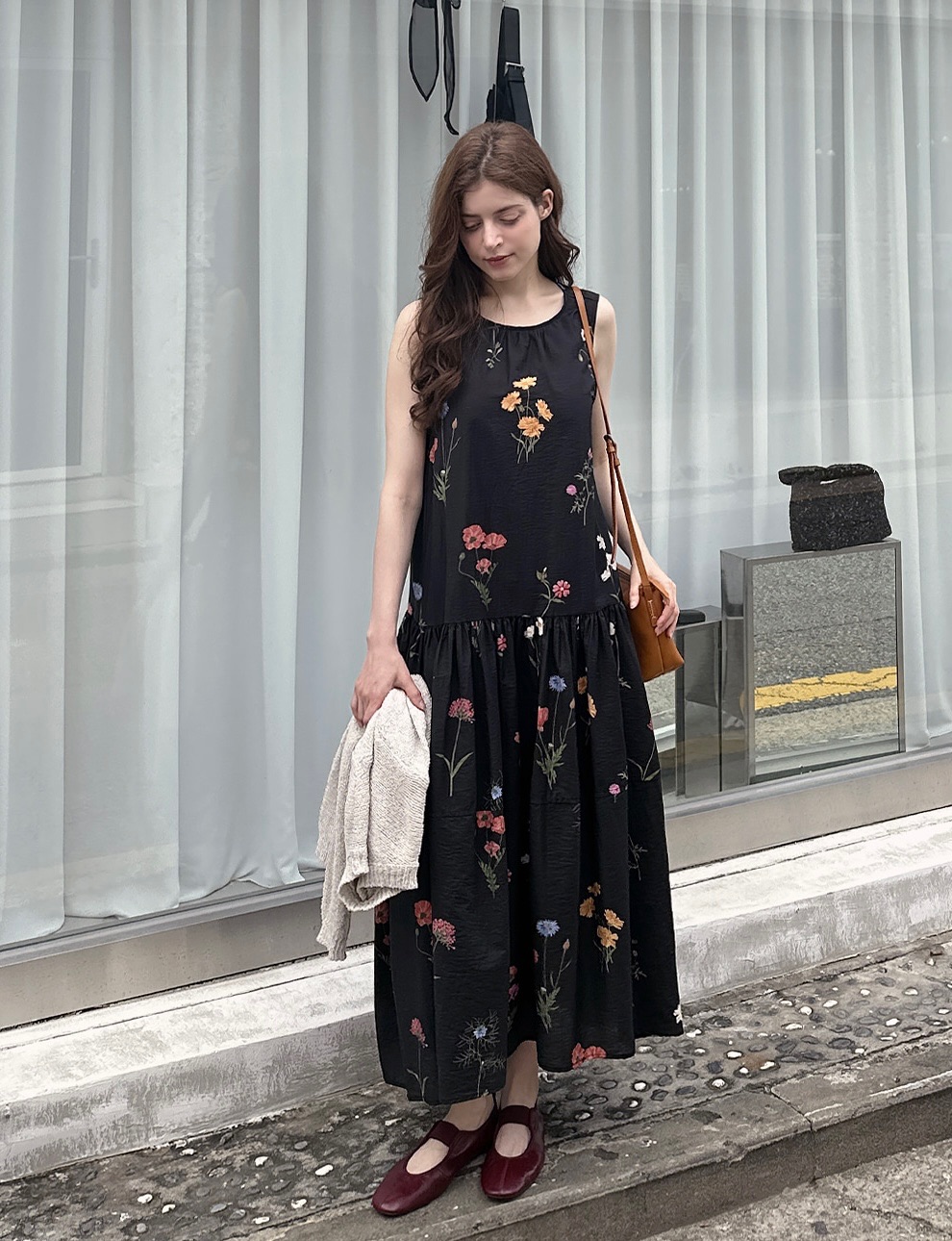 KB08 / Sleeveless Drop Waist Floral Pocket Dress