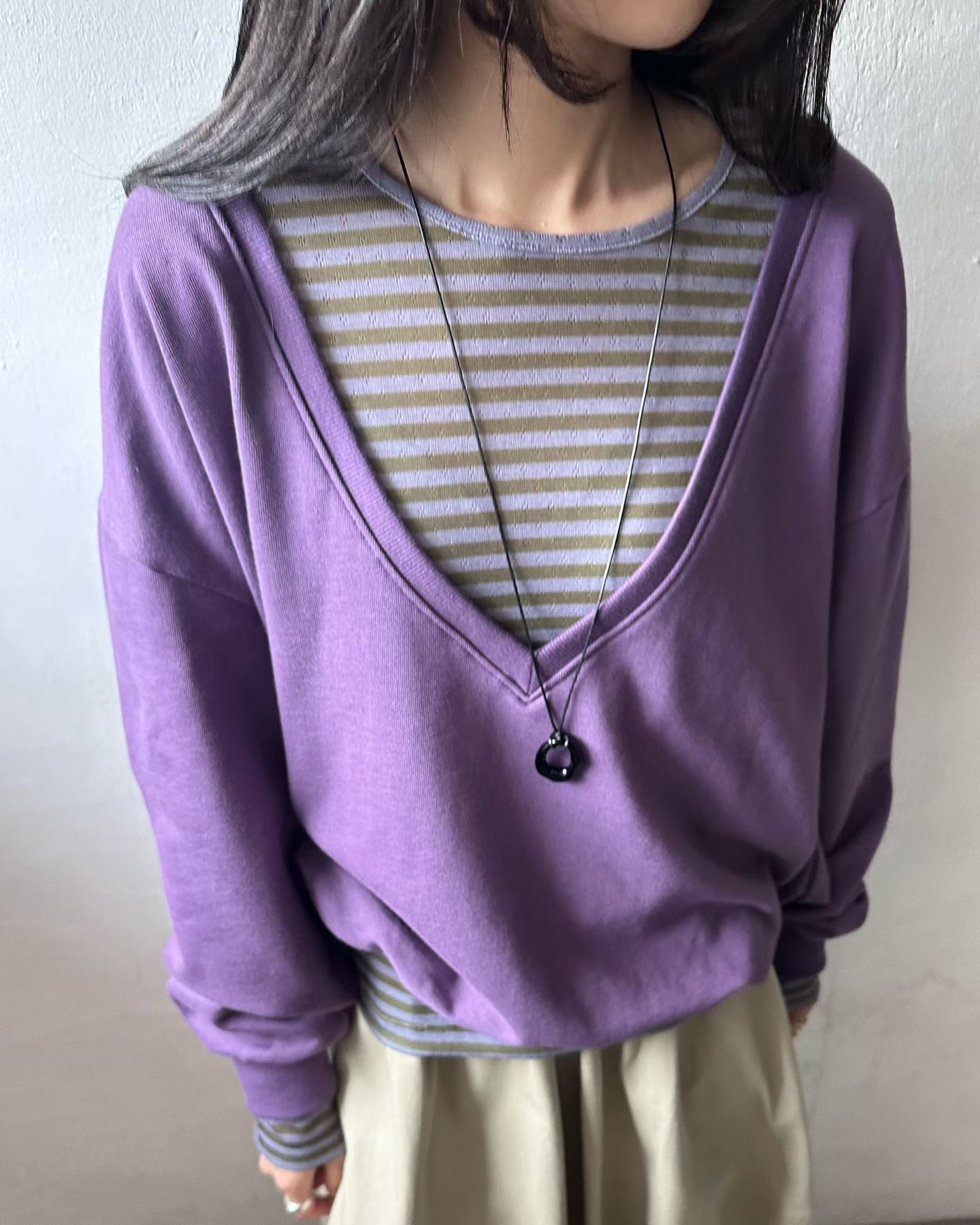 ER11 / CONTRAST STRIPE LONG SLEEVES TOP