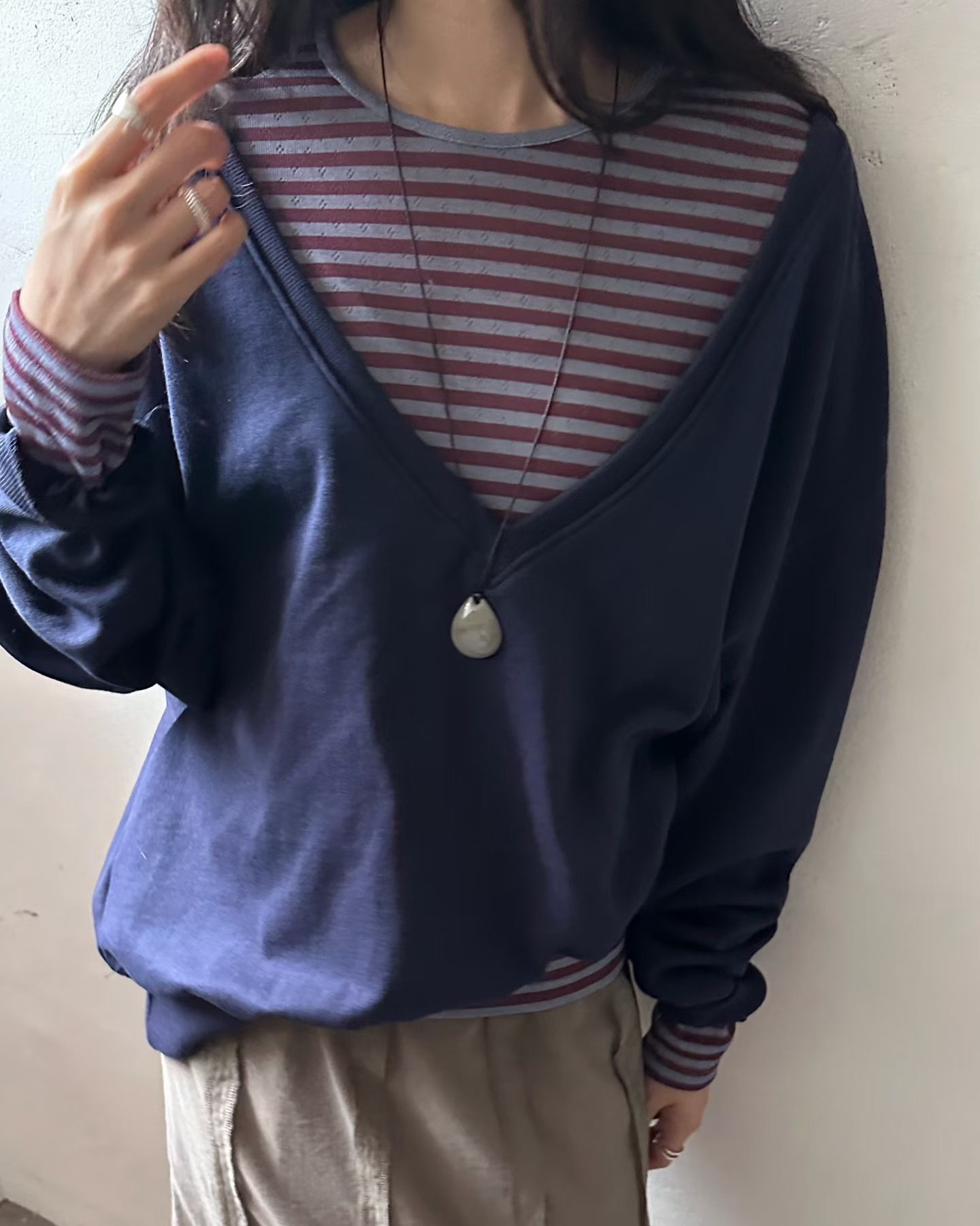 ER11 / CONTRAST STRIPE LONG SLEEVES TOP
