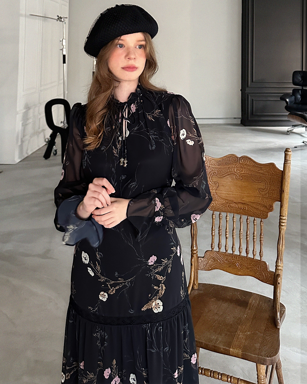 KB02 / Front Tie Floral/Lace Long Dress