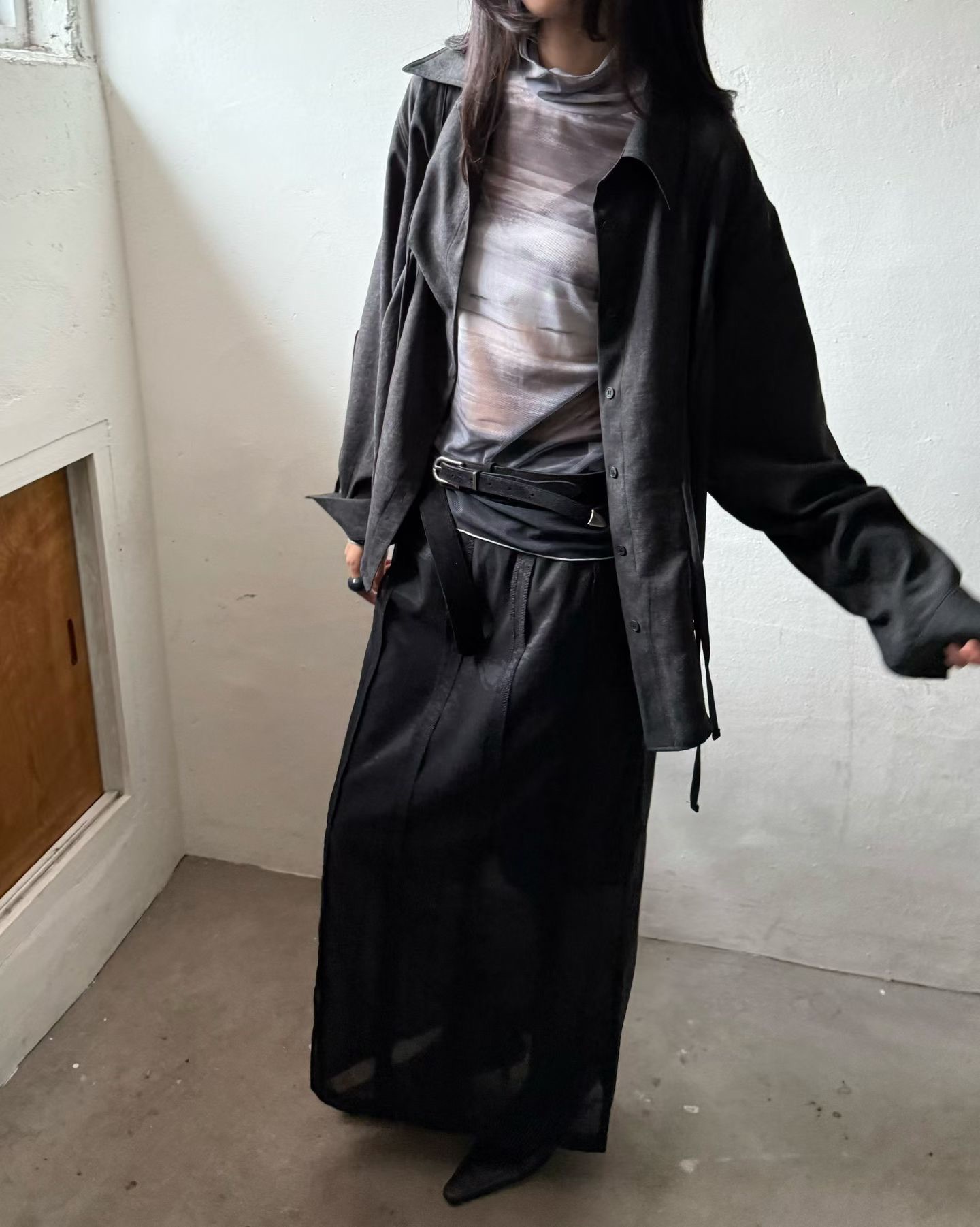 ER12 / SEMI SHEER PANELLED SEAM SKIRT