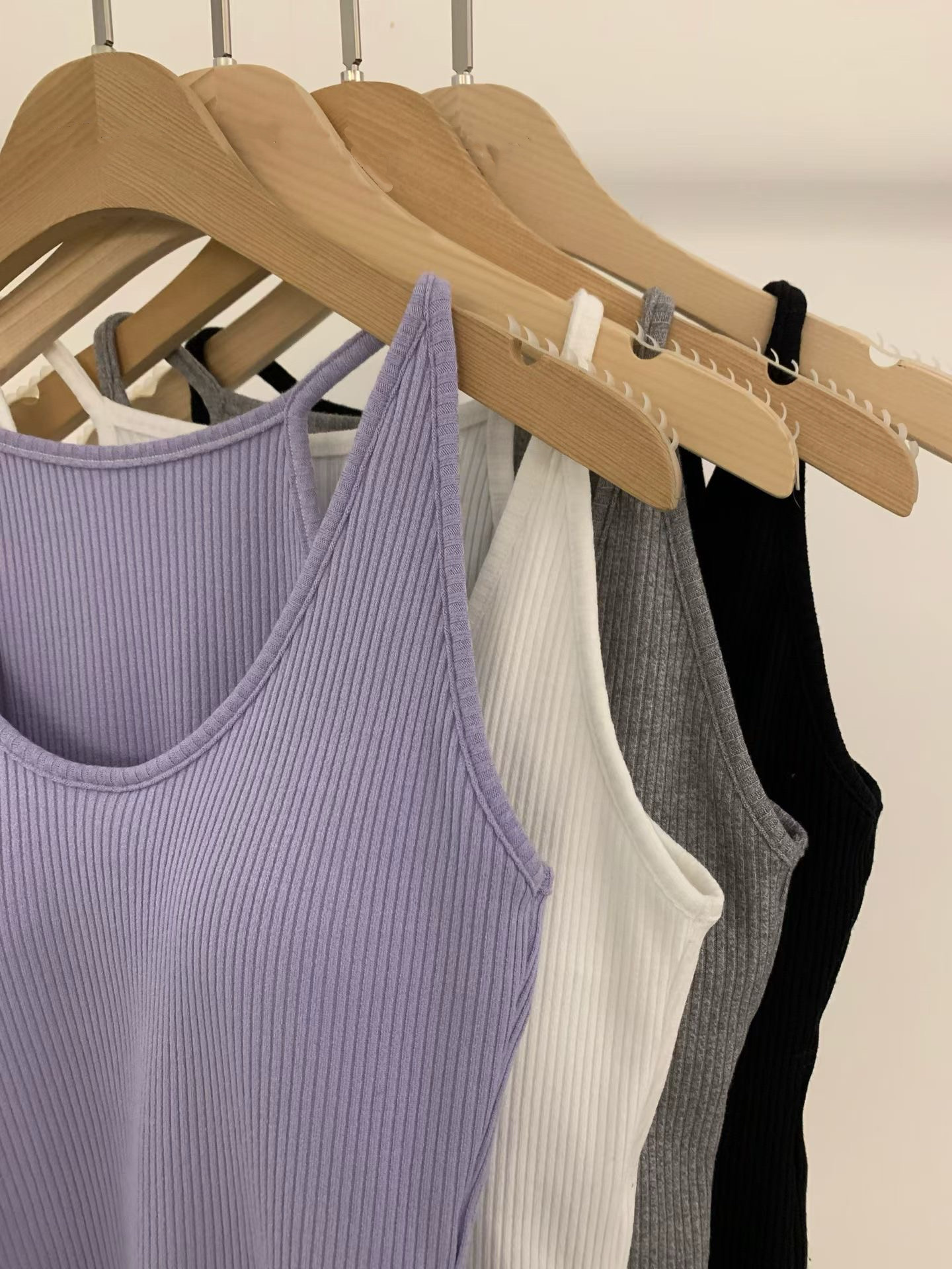 ERIN U-NECK PADDED TANK TOP