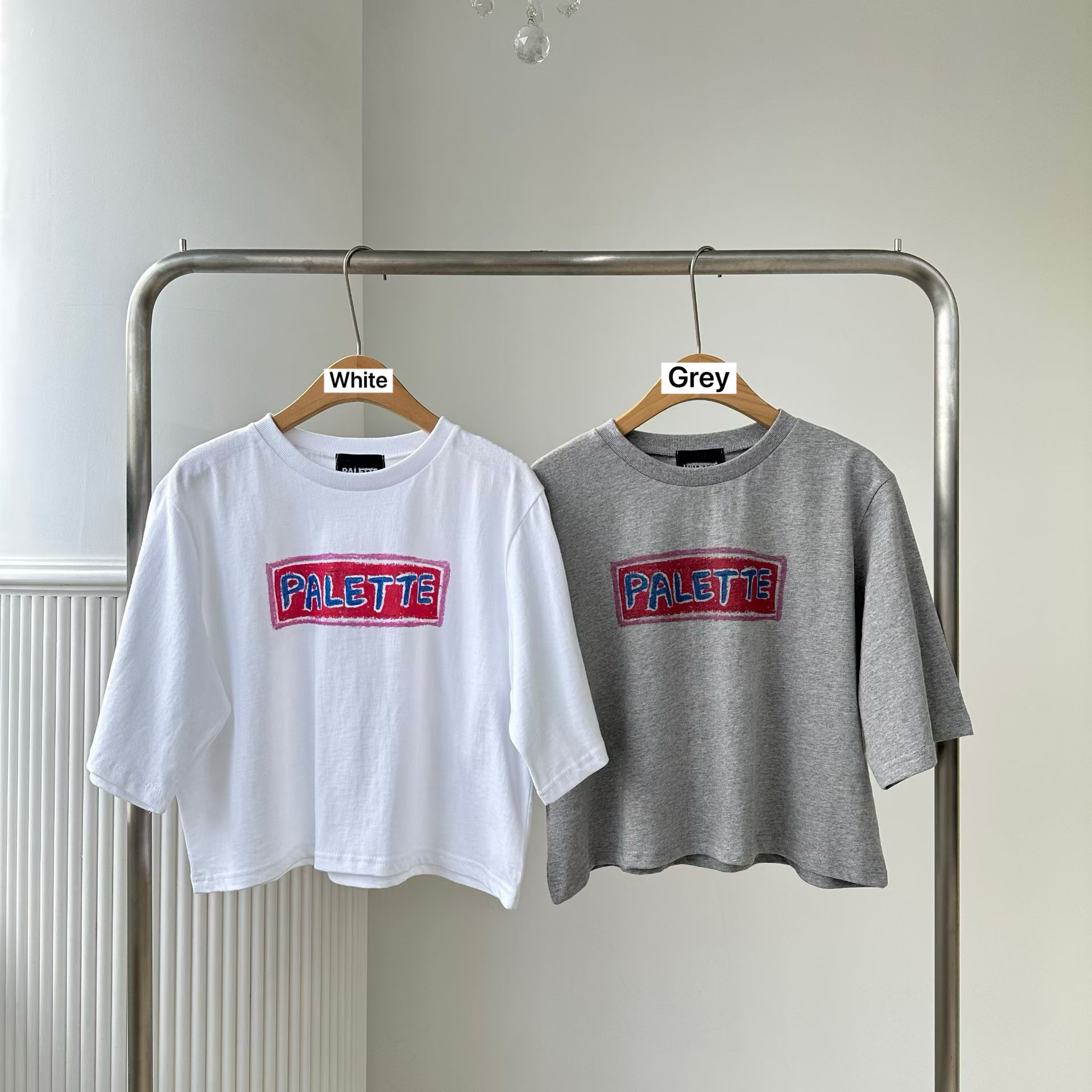 ER19 / PALETTE GRAPHIC TEE