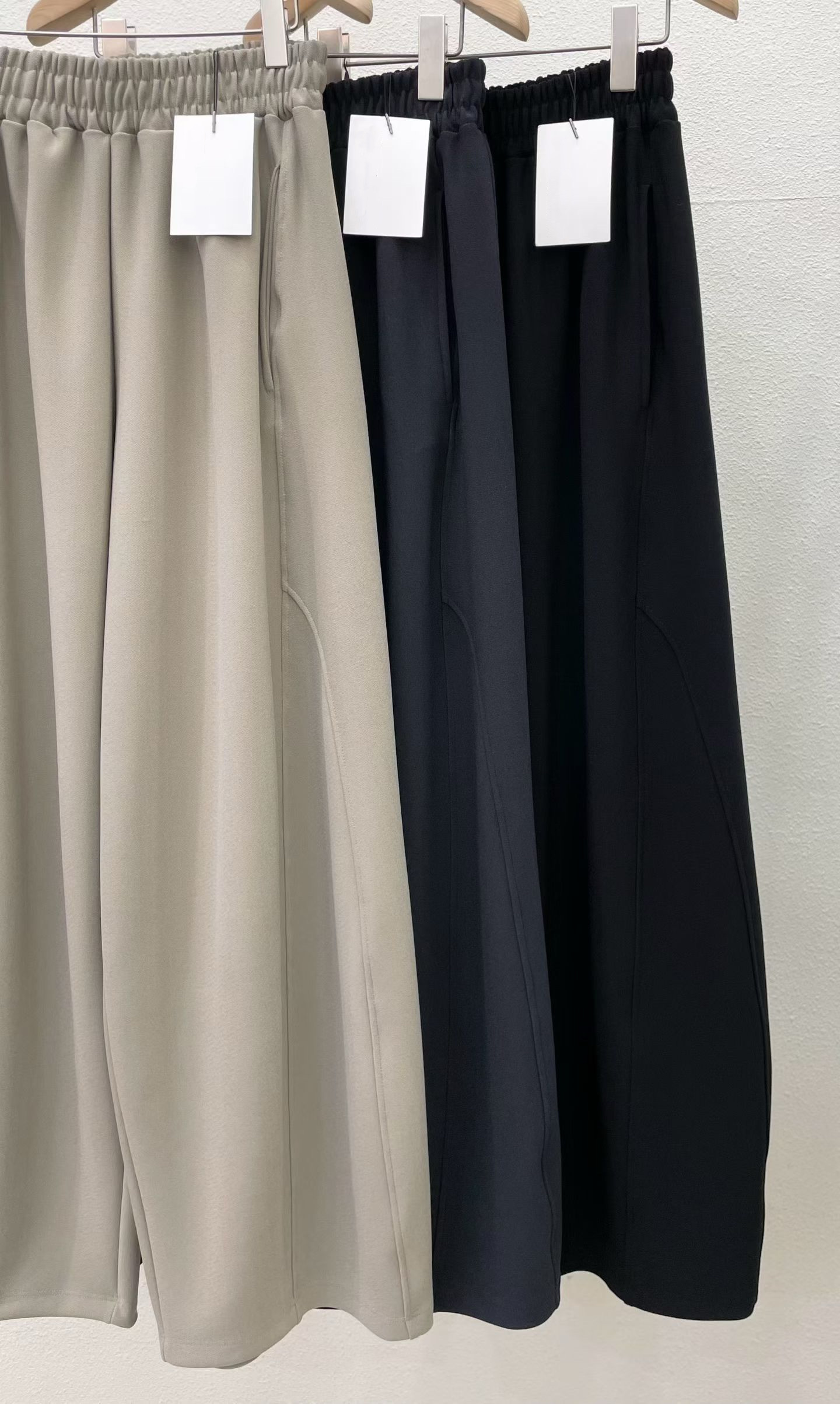 LE10 / BANDED WAIST RELAX FIT TROUSERS