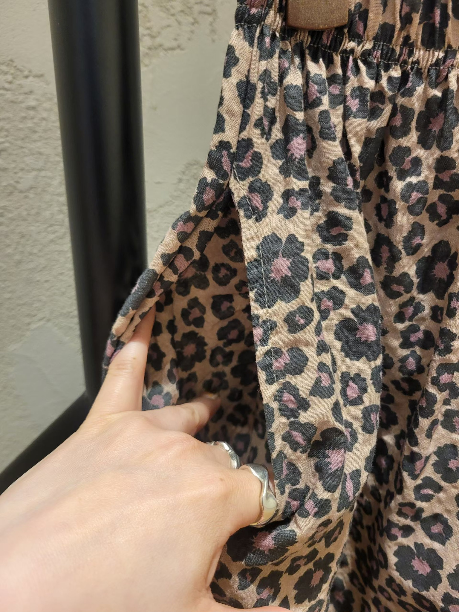 CD10 / EARTHY FLORAL PRINTED JOGGER