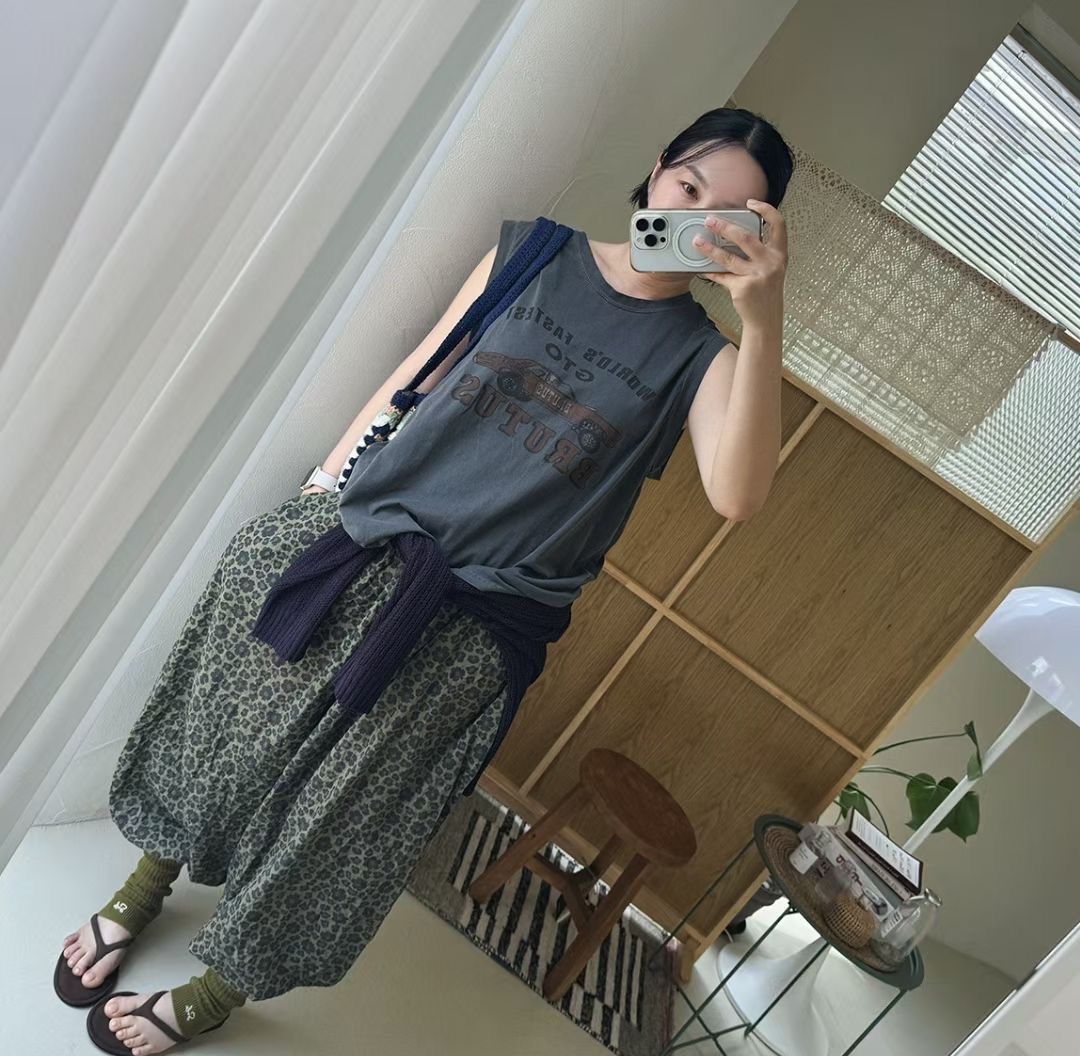 CD10 / EARTHY FLORAL PRINTED JOGGER