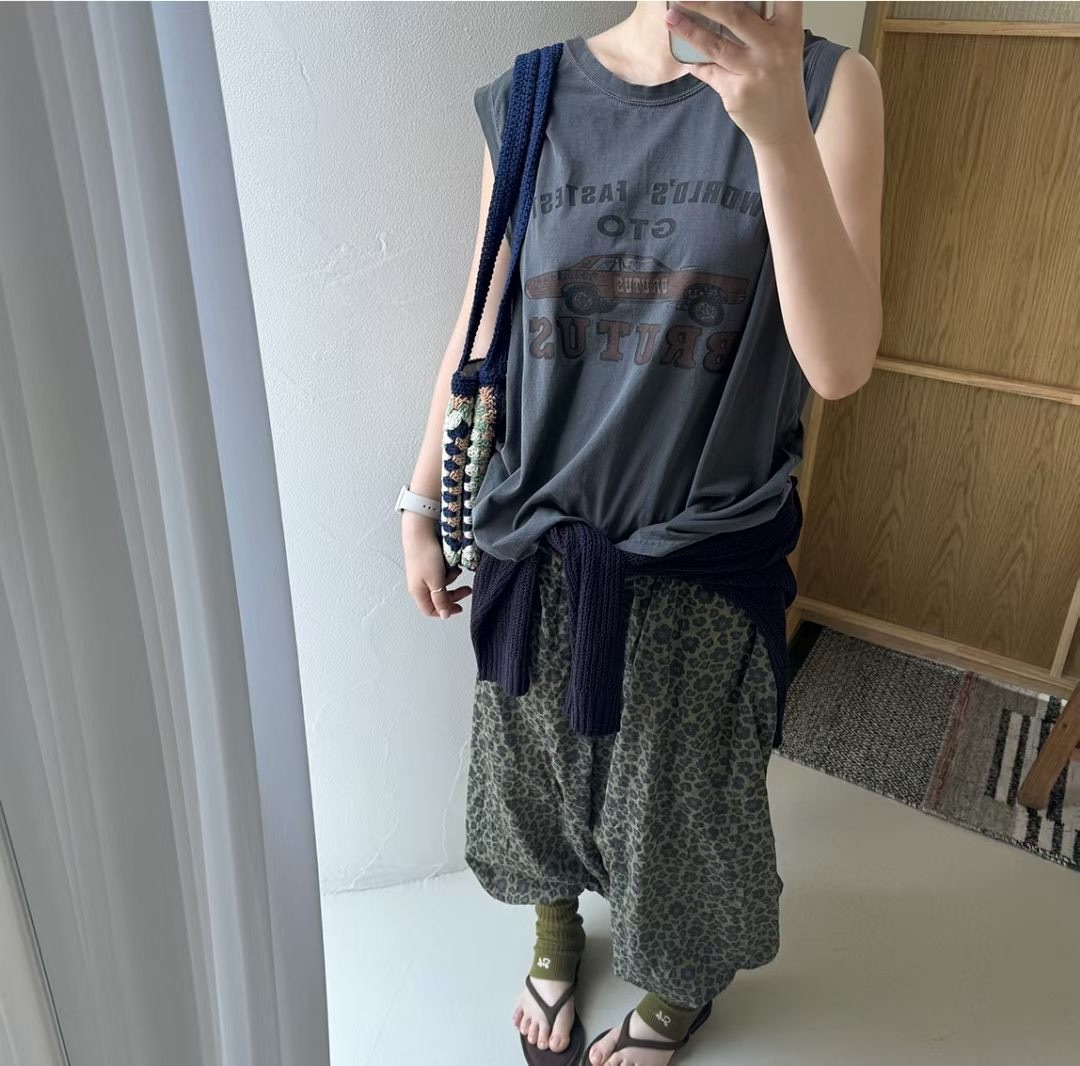 CD10 / EARTHY FLORAL PRINTED JOGGER