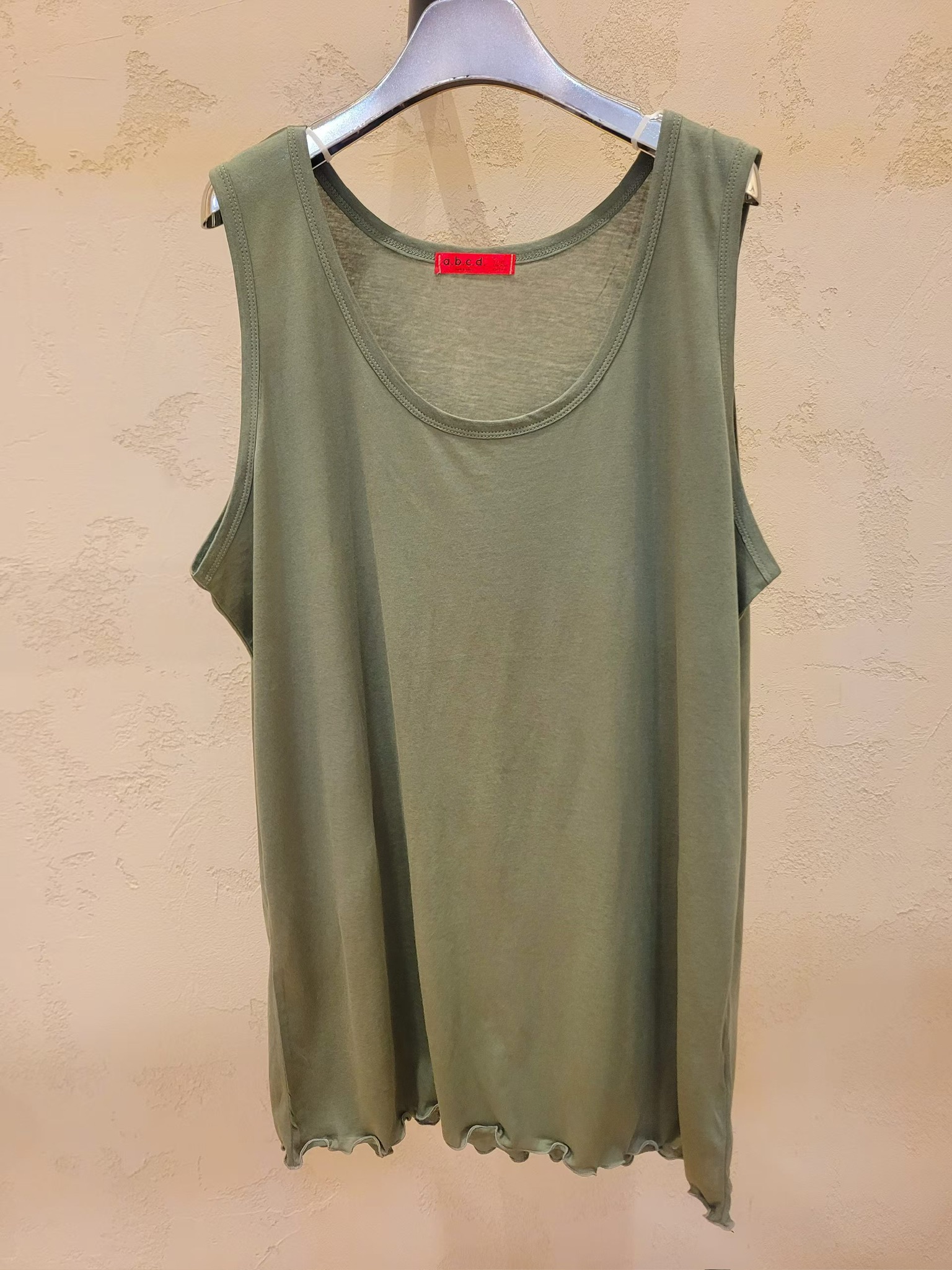 CD14 / LETTICE HEM LOOSE FIT TANK TOP