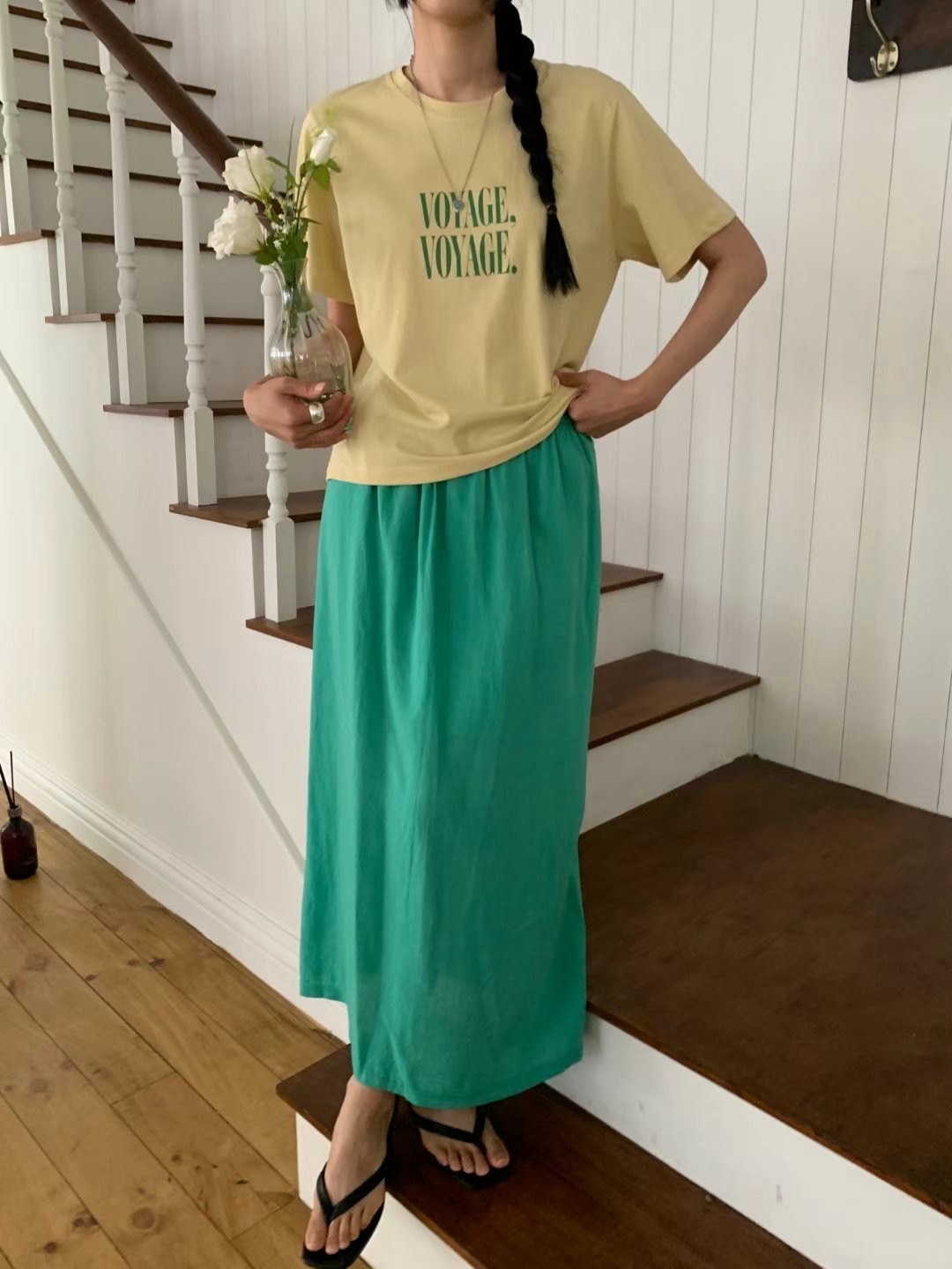 CY2621 / BANDED WAIST BACK SLIT SKIRT