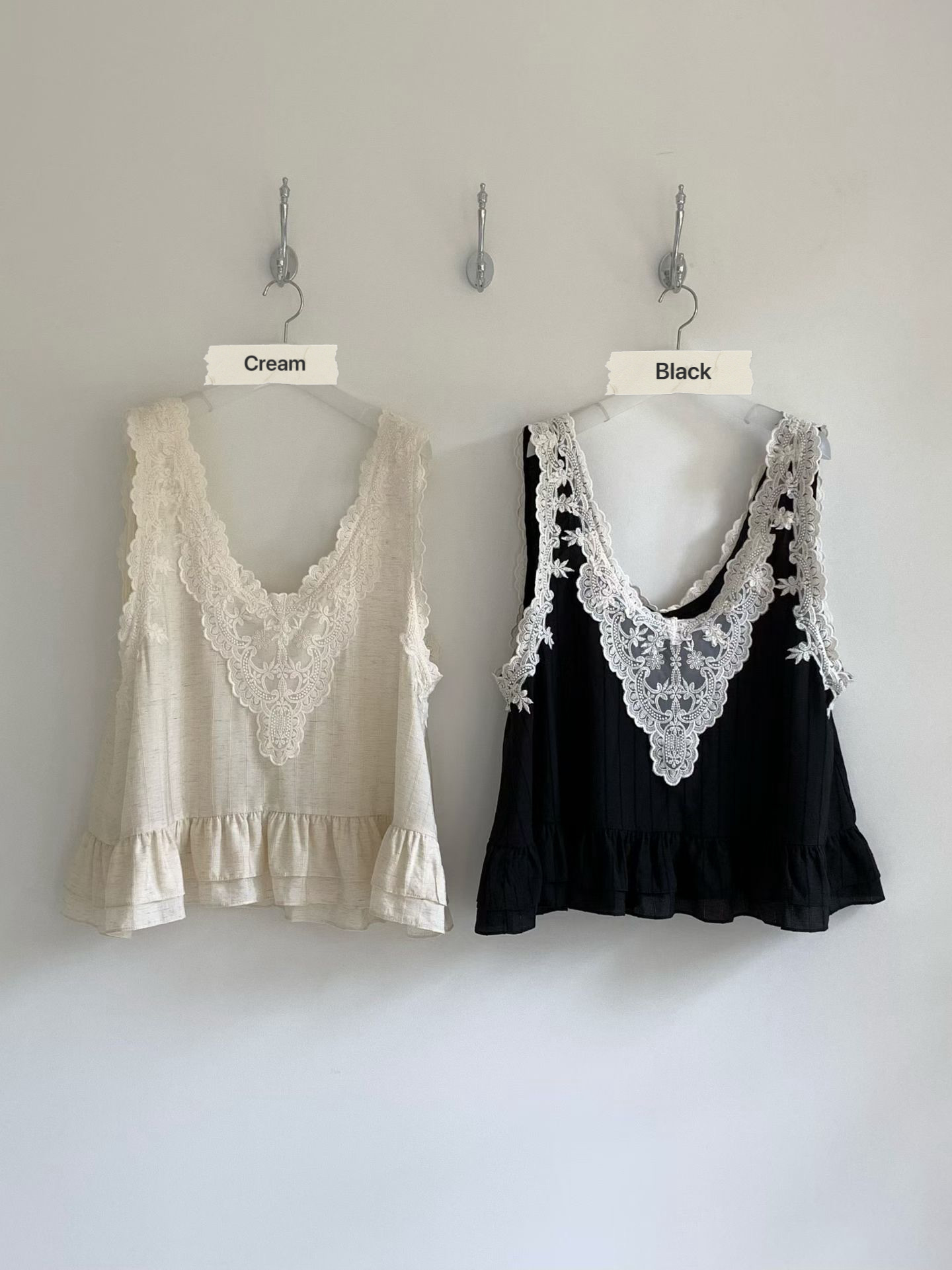 RT18 / V-NECKLINE LACE LAYERING PEPLUM TOP