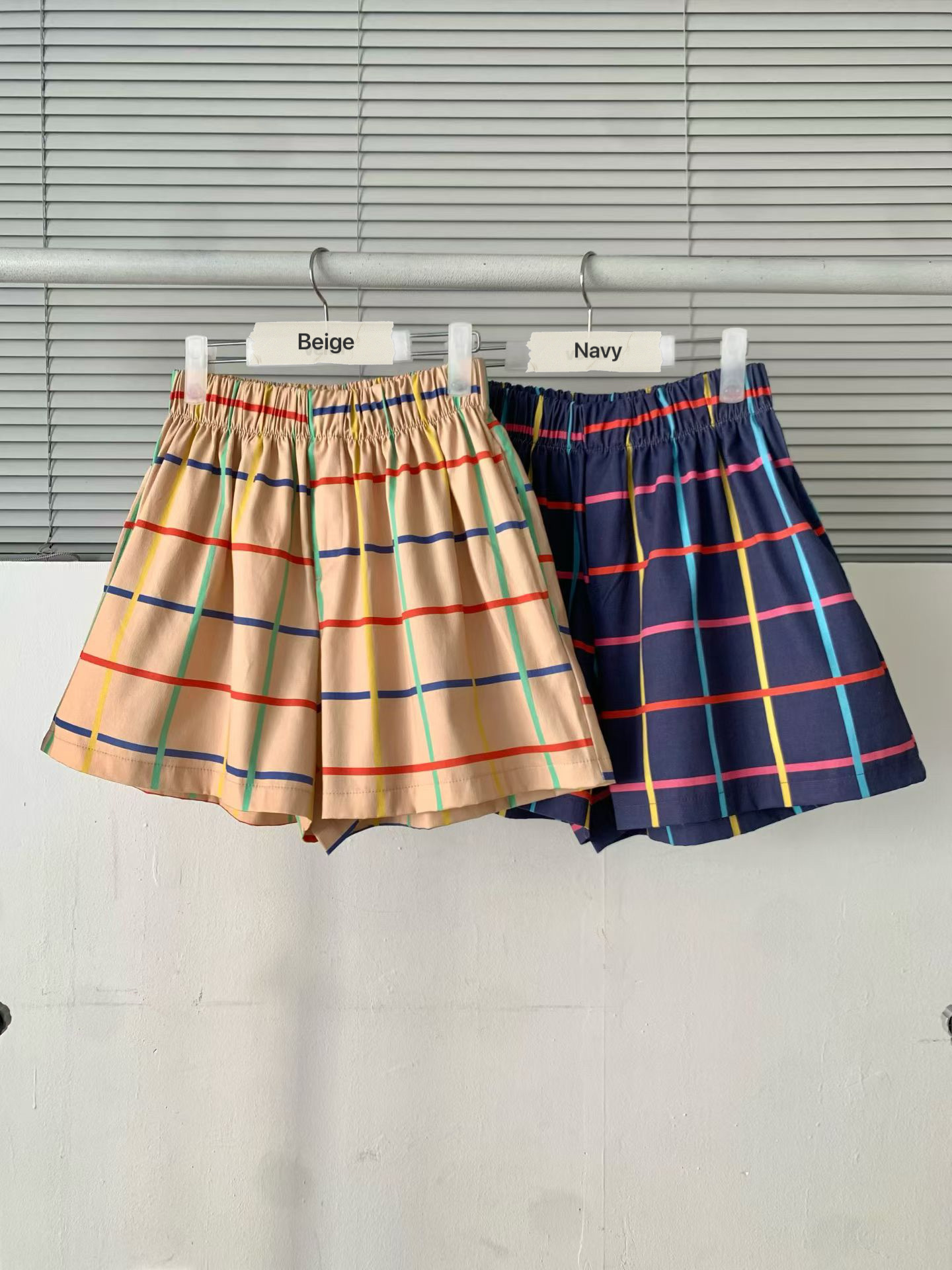 RT23 / BANDED WAIST GRID SHORTS