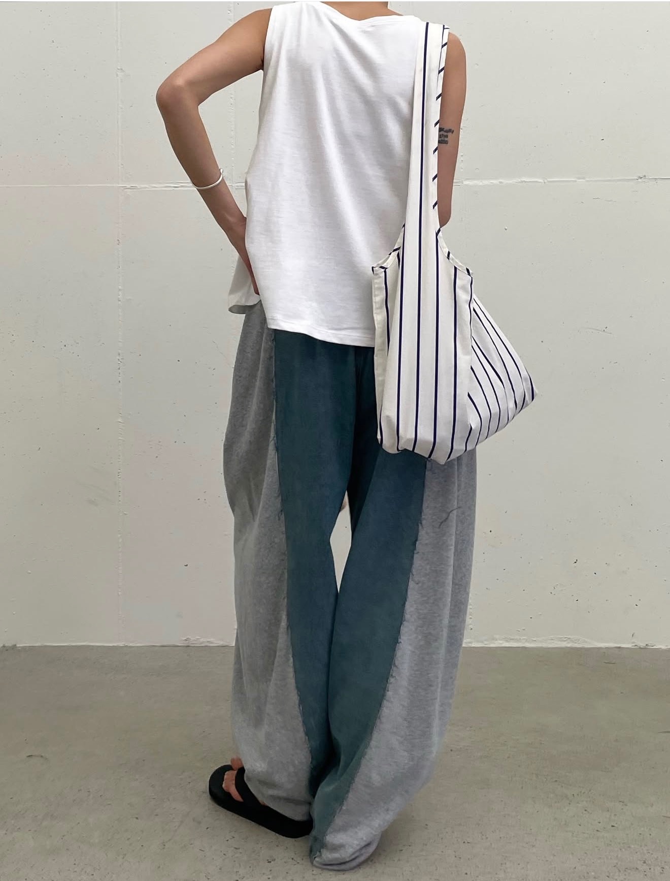 PG17 / FLARE BASIC TANK TOP