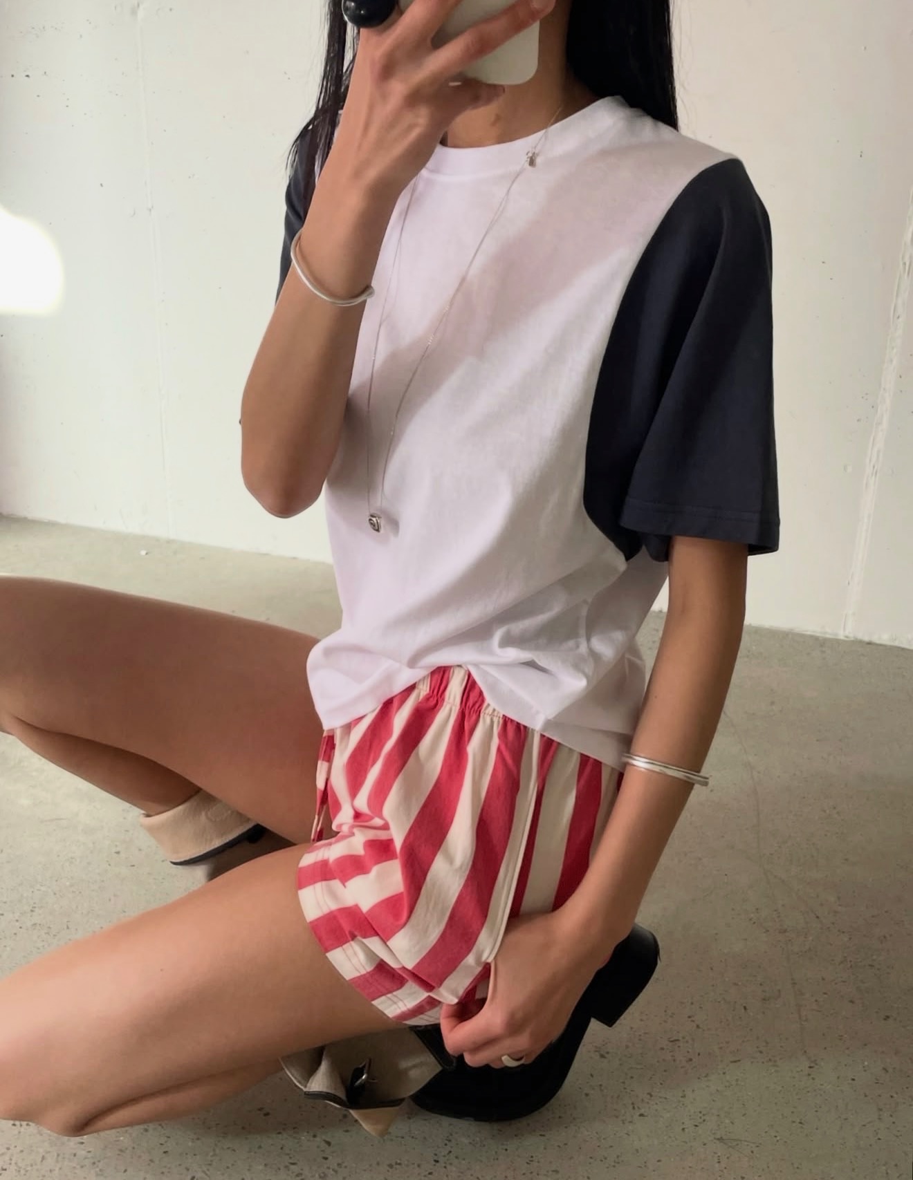 PG18 / TWO-TONE TEE