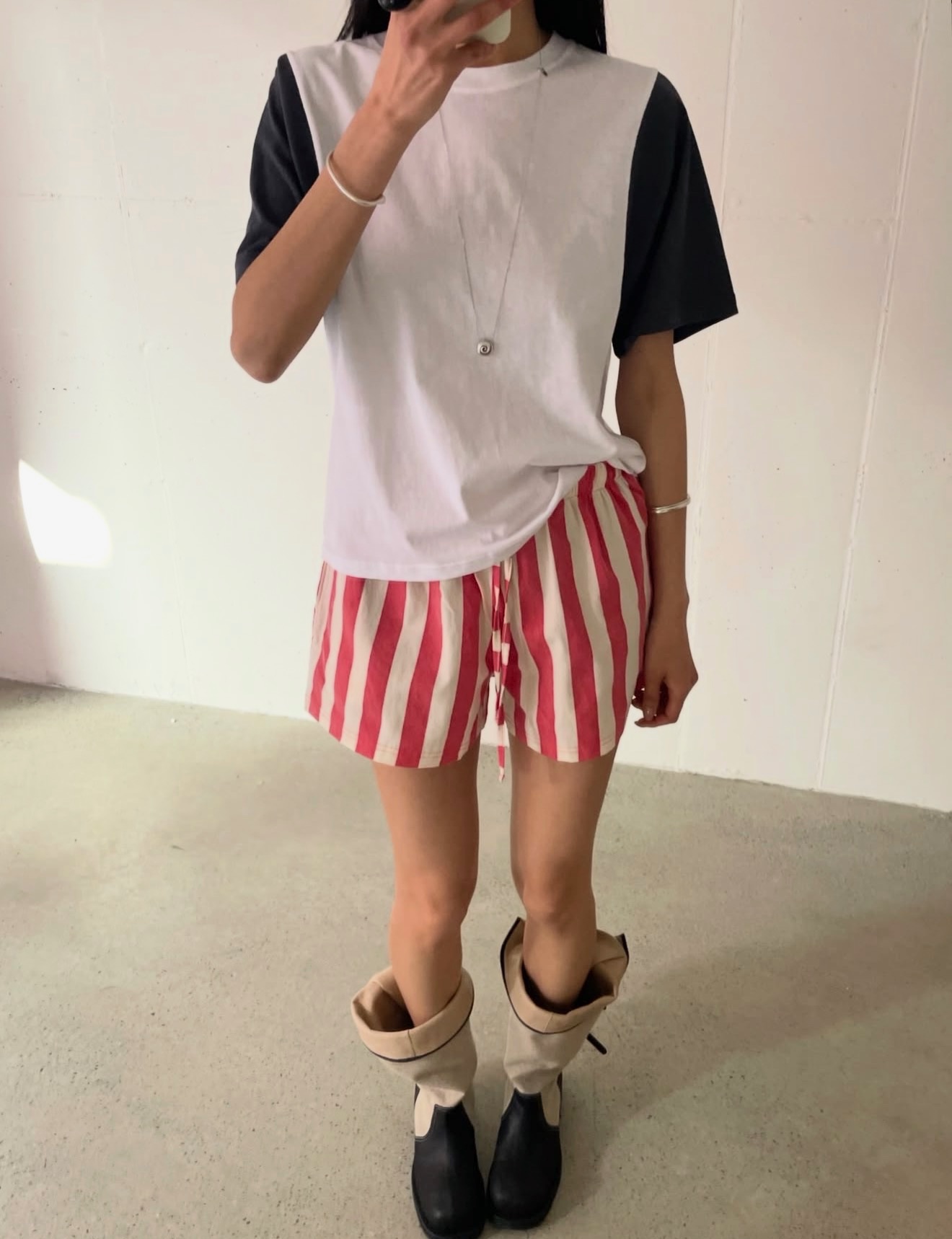 PG18 / TWO-TONE TEE