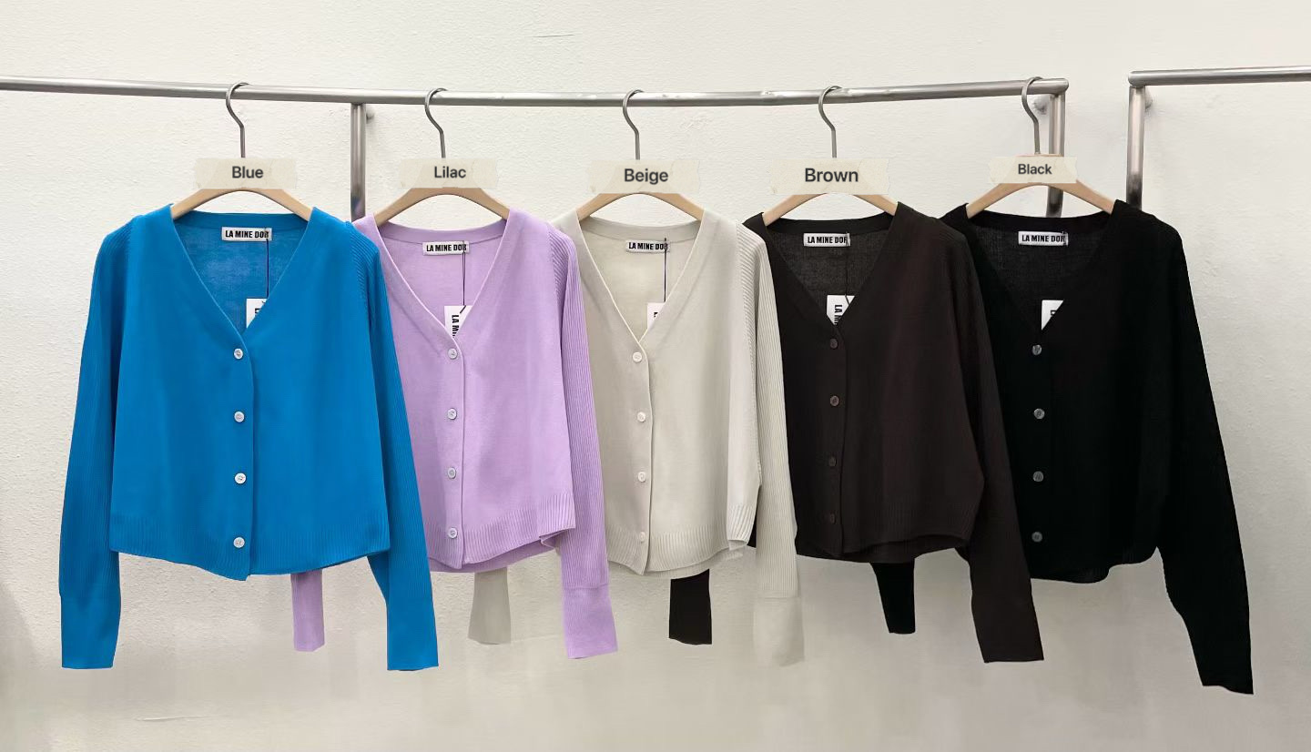 LE15 / V-NECKLINE RIBBED KNIT CARDIGAN