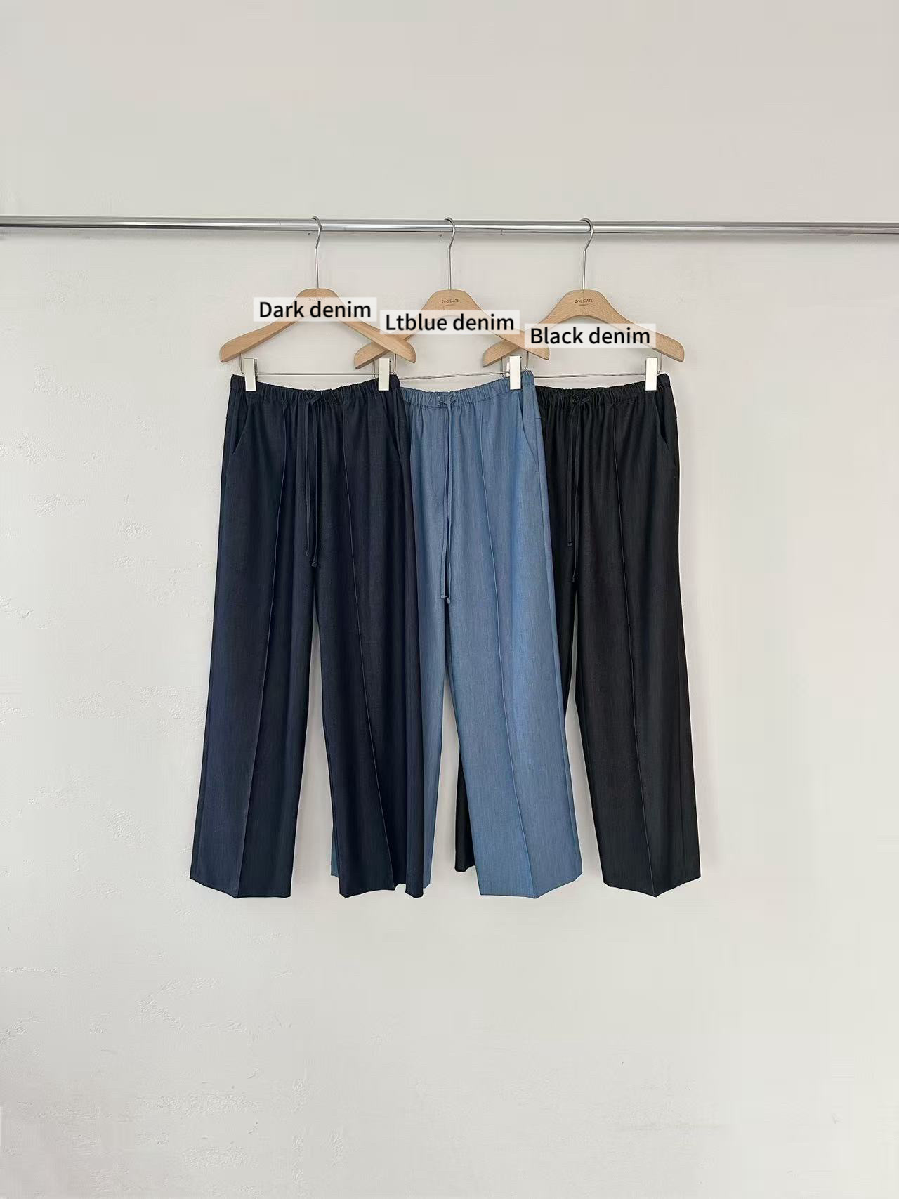 GT14 / Drawstring Waistband Soft Denim Jeans 