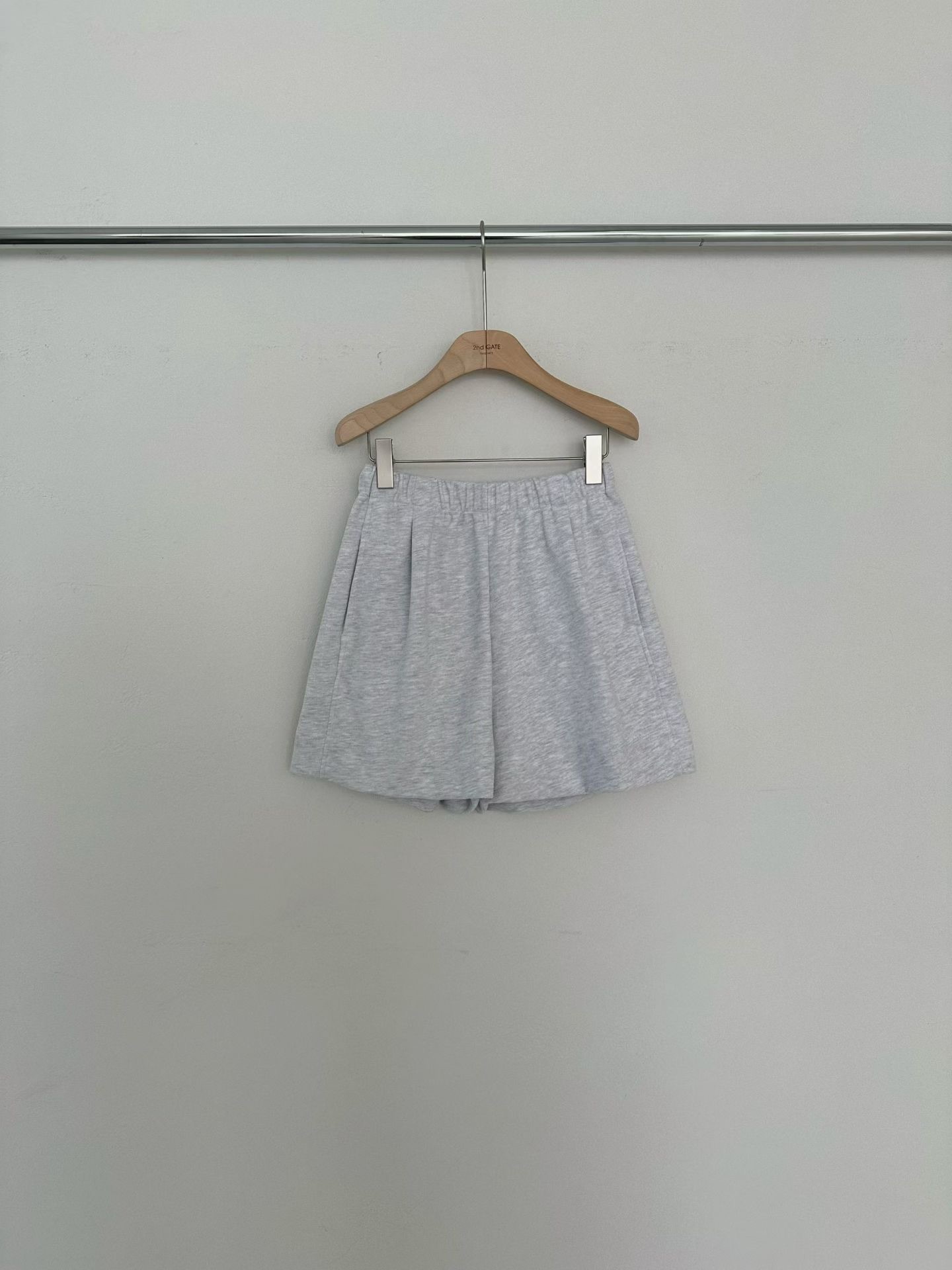 GT10 / Elastic Band Pocket Shorts