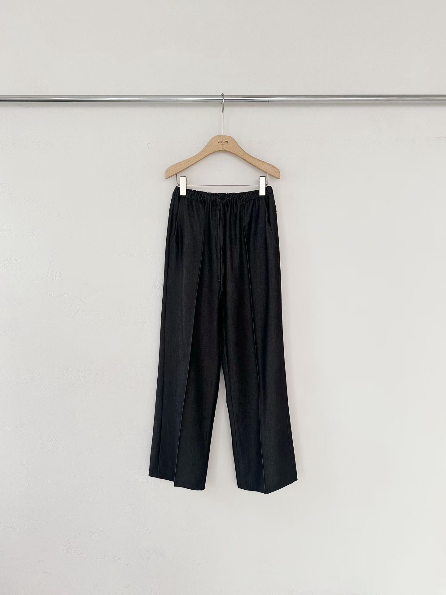 GT14 / Drawstring Waistband Soft Denim Jeans