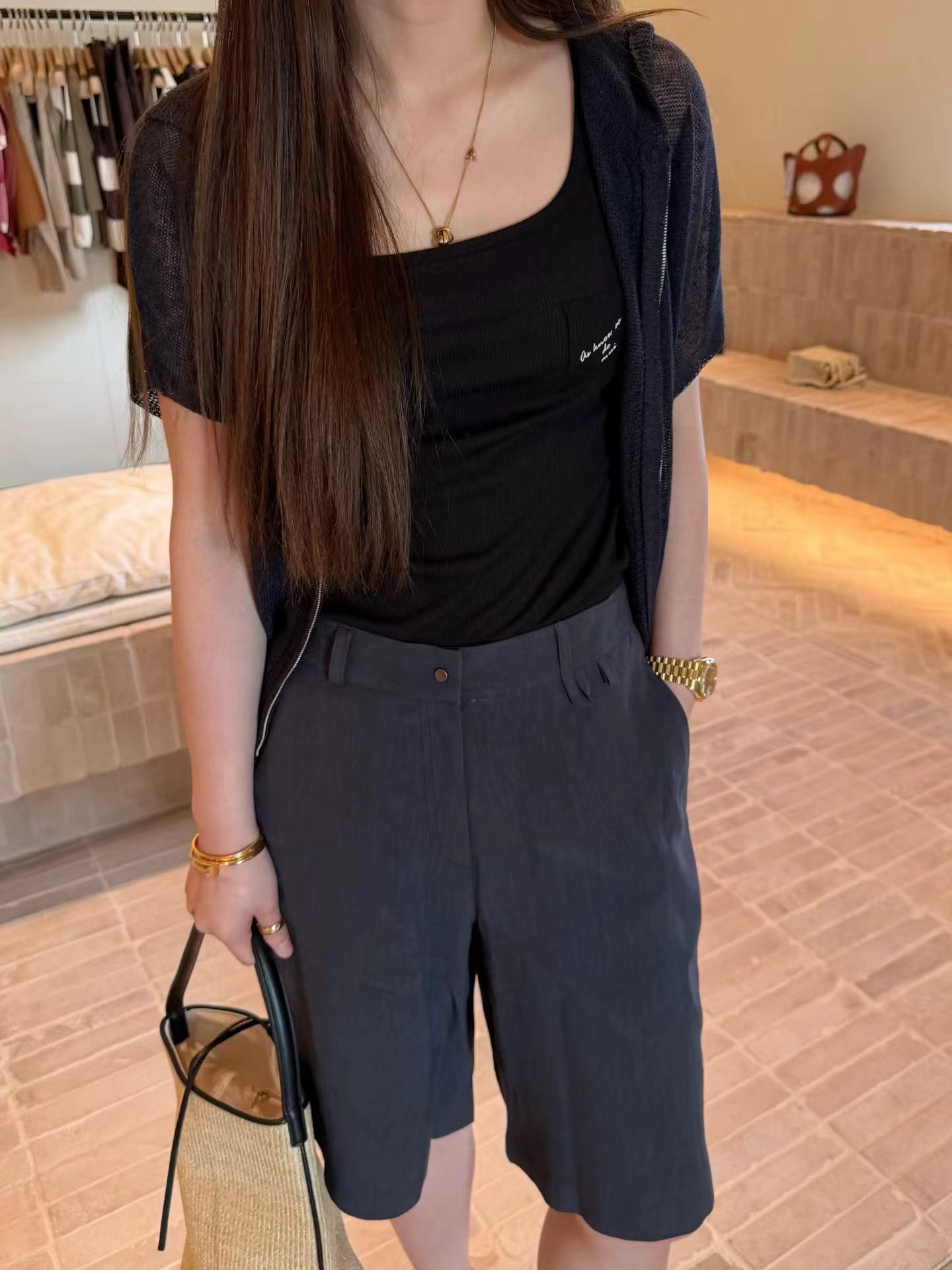 MU31 / ELASTIC WAISTBAND POCKET BERMUDAS