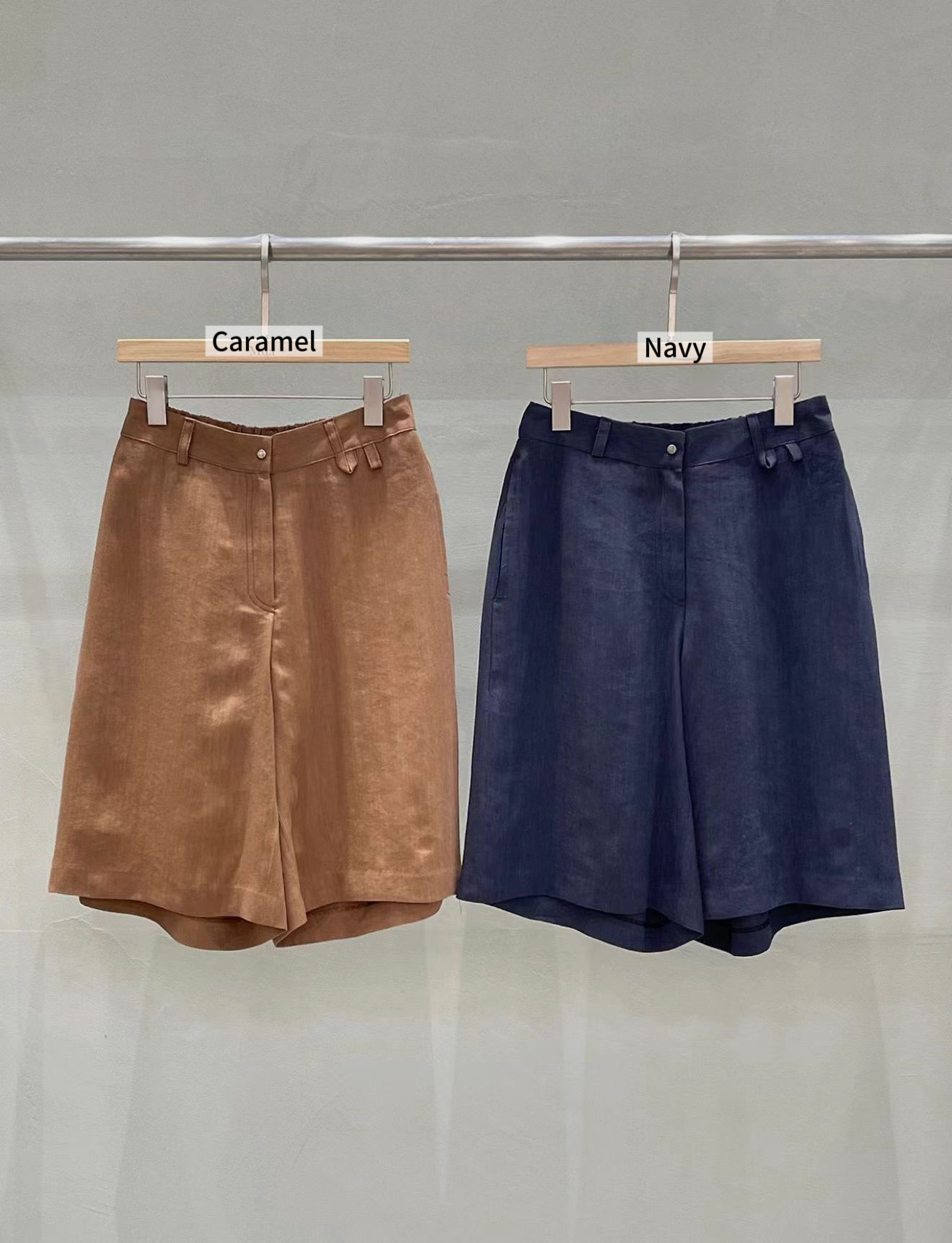 MU31 / ELASTIC WAISTBAND POCKET BERMUDAS
