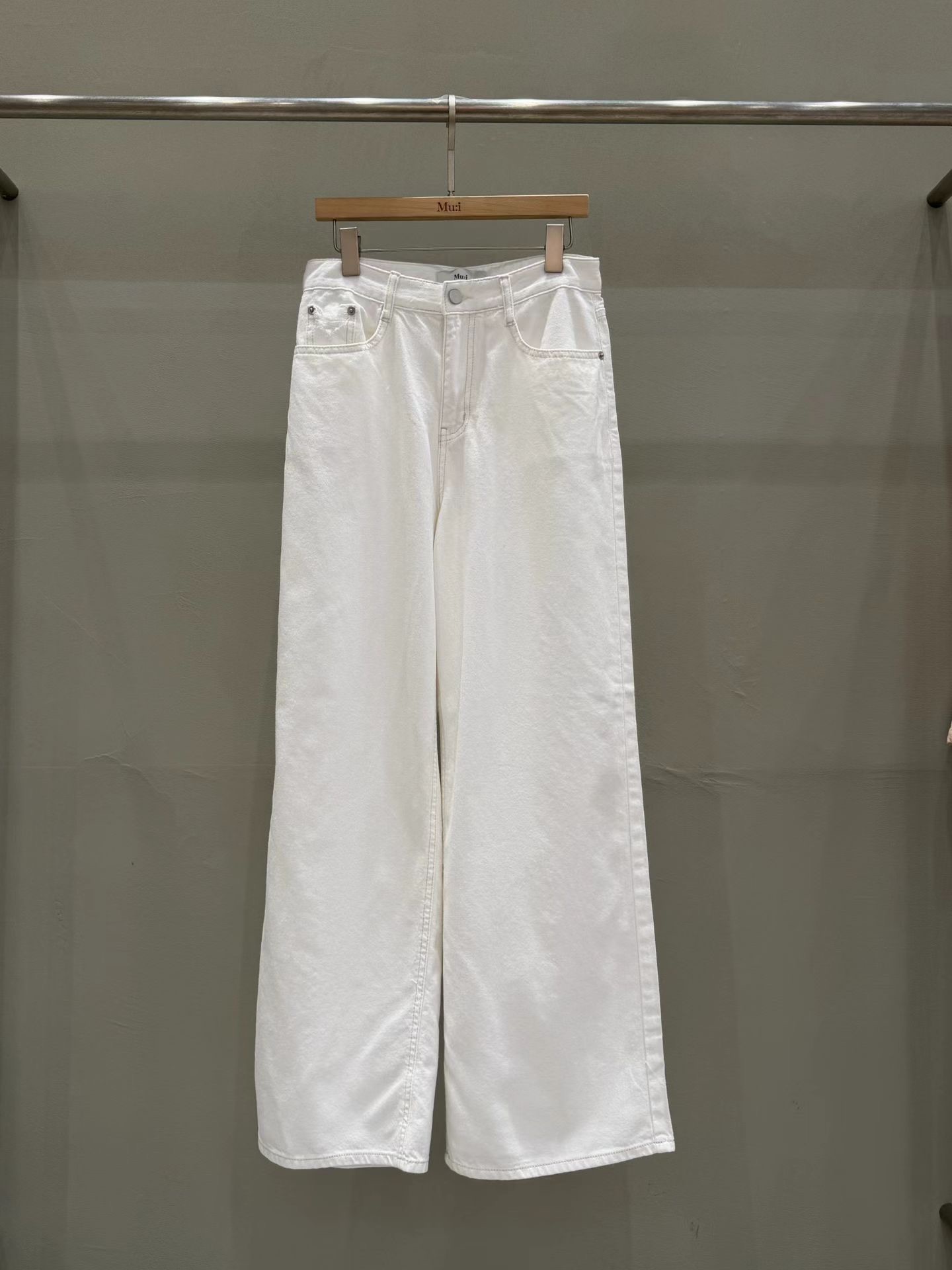 MU23 / POCKET FADED DENIM JEANS