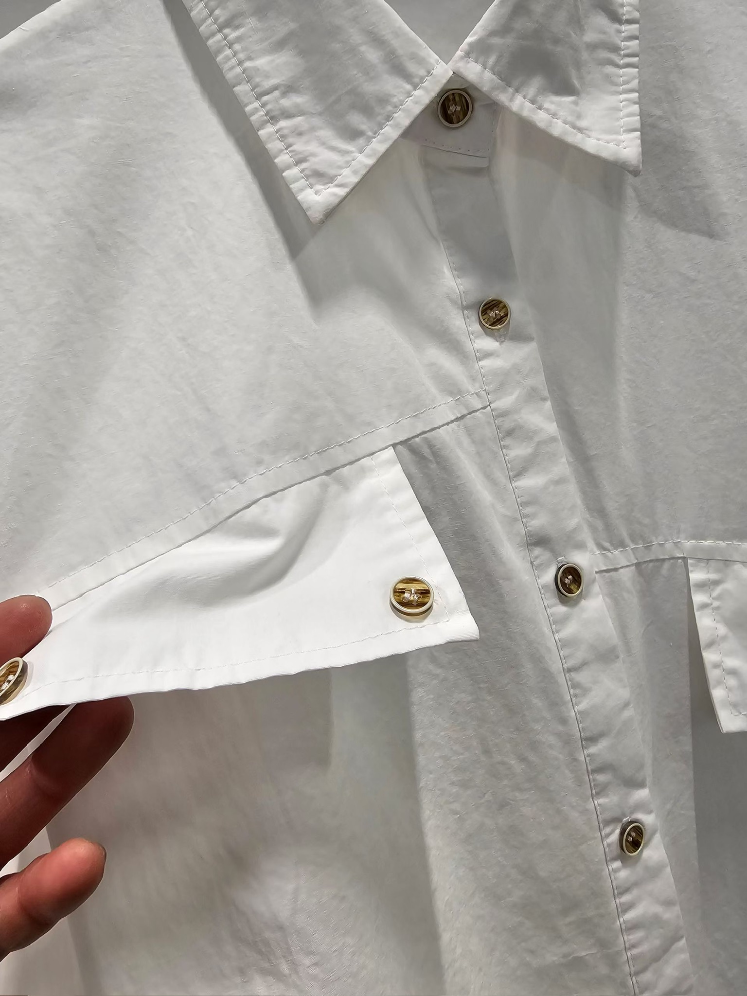 NY01 / Irregular Button Flap Detail Shirt