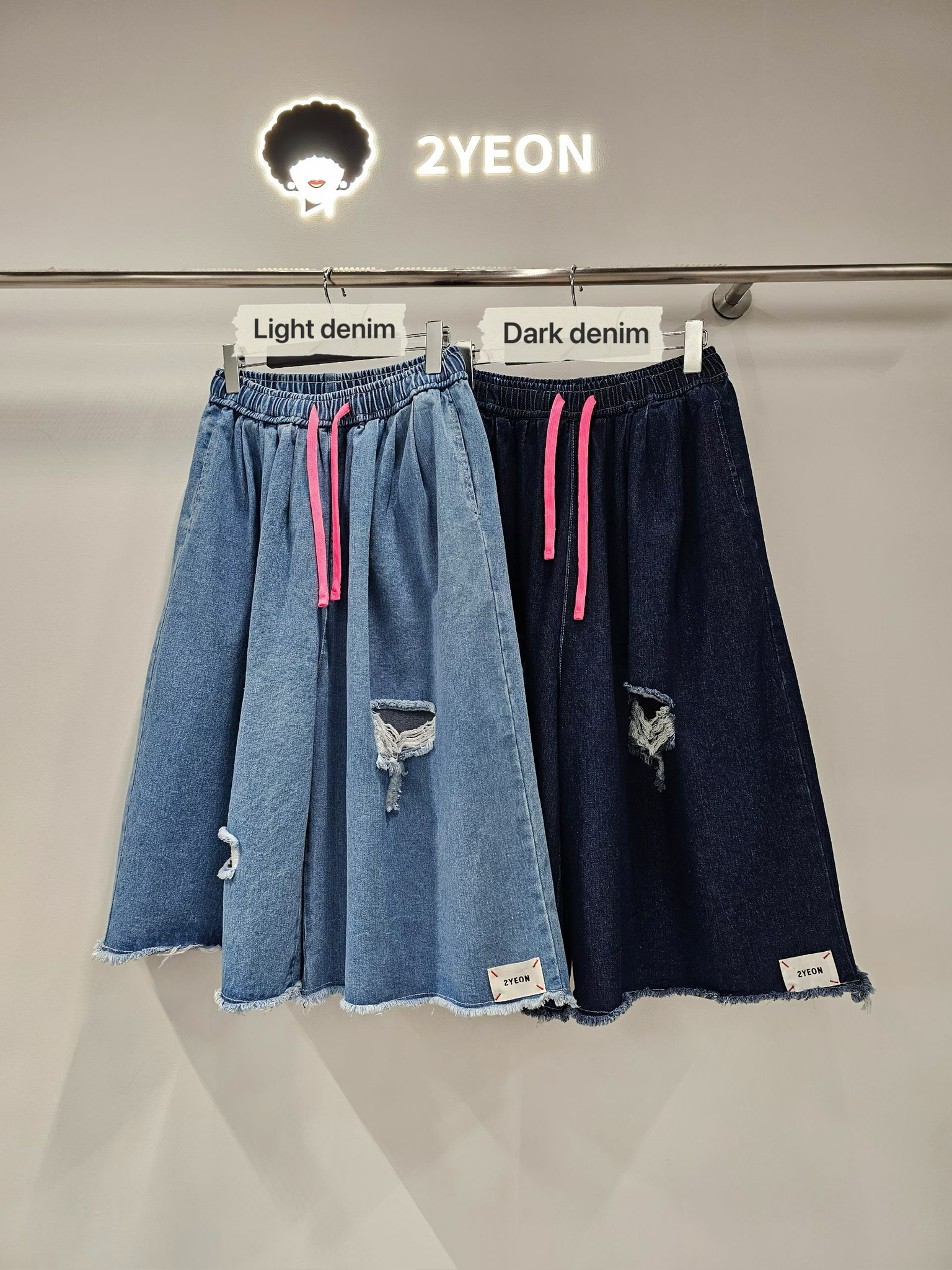 NY03 / Neon Drawstring Distressed Cropped Trousers