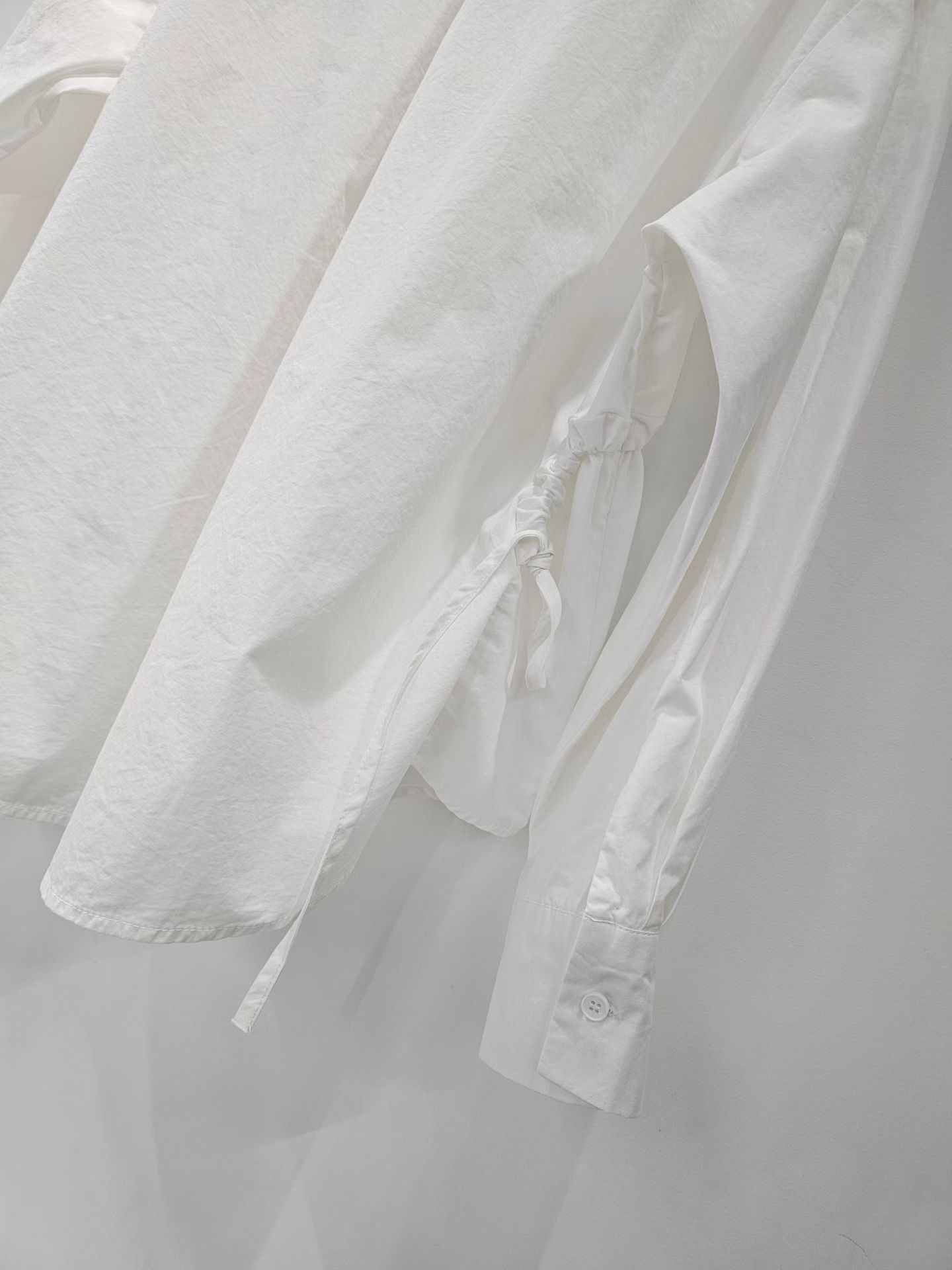 NY04 / Drawstring Detail Shirt