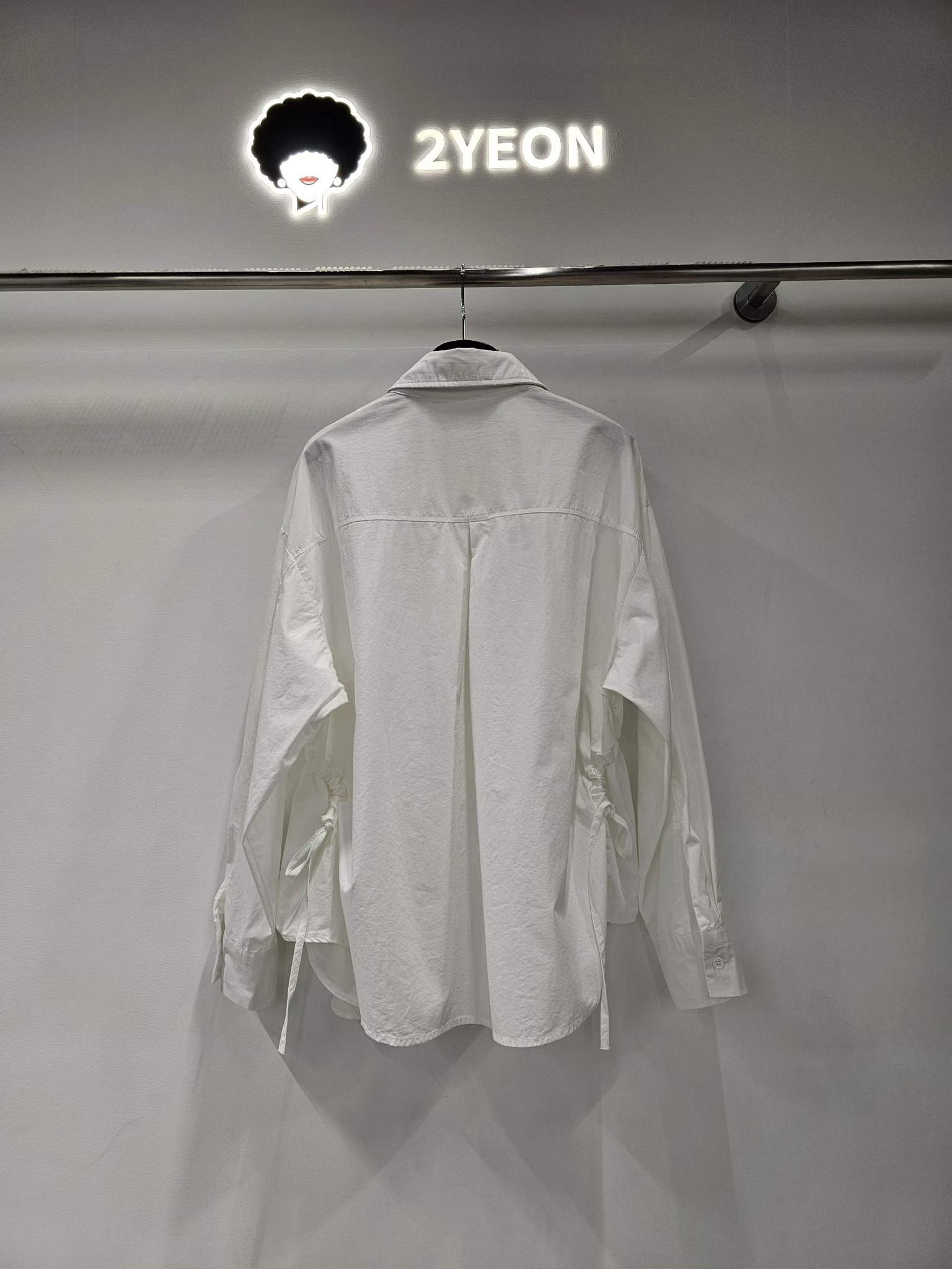 NY04 / Drawstring Detail Shirt