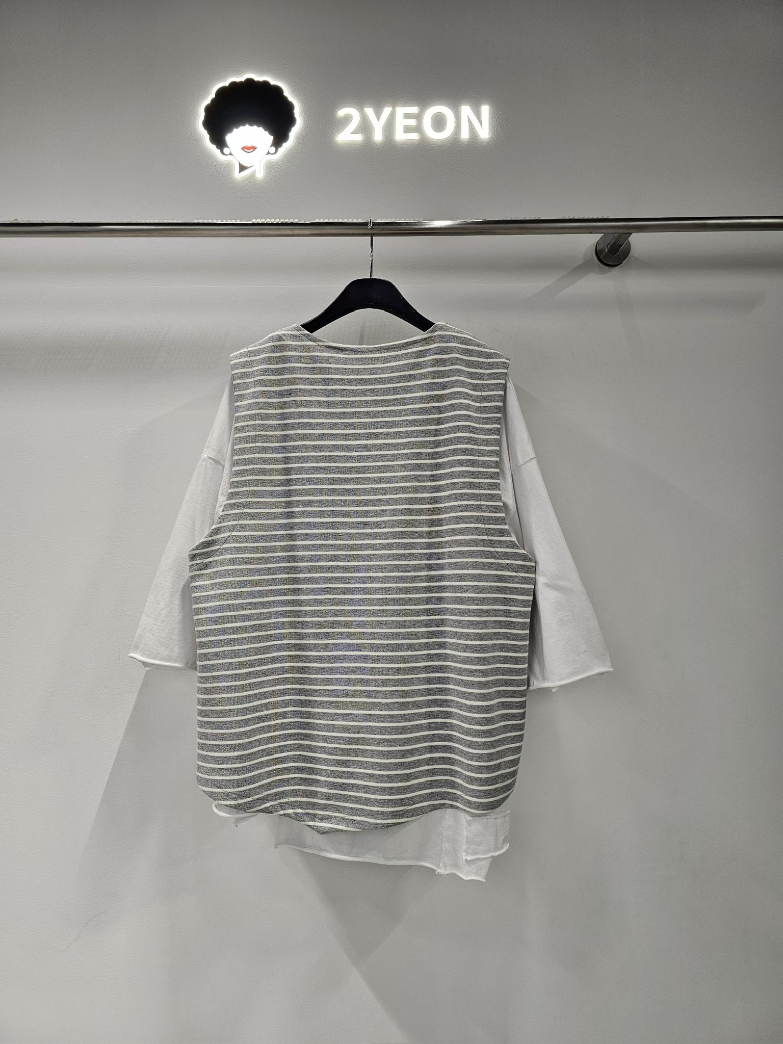 NY13 / Overlap Stripe Vest Top