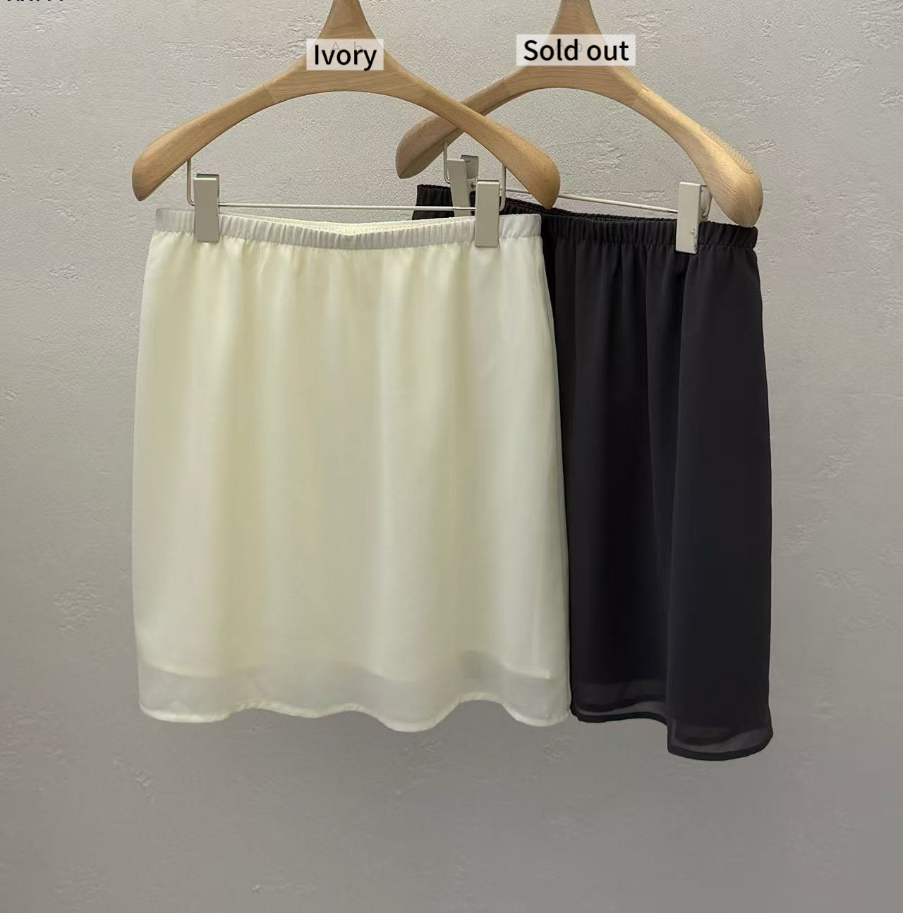 GA36 / ELASTIC WAISTBAND SHORT SKIRT