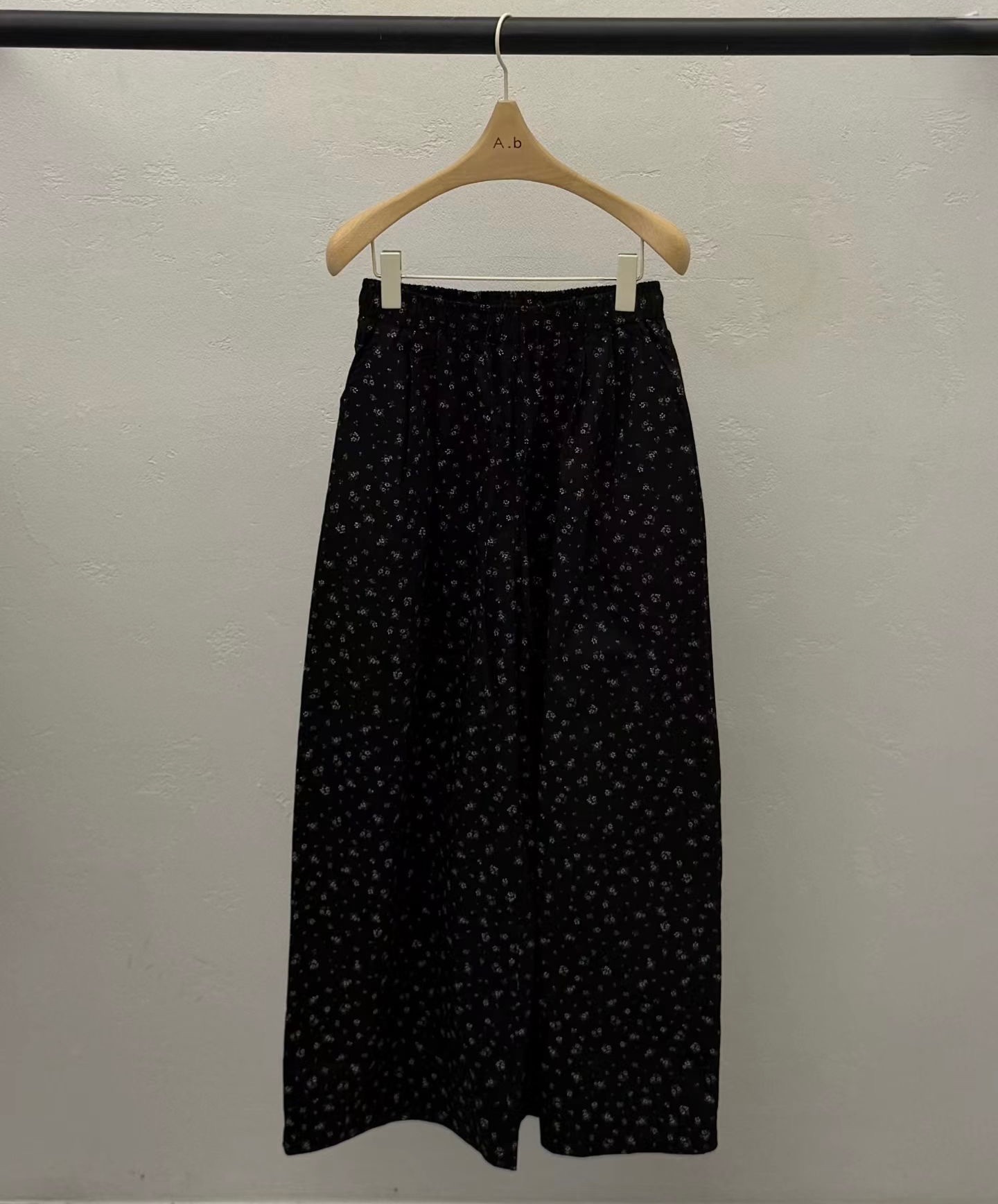 GA38 / ELASTIC WAISTBAND DITSY FLORAL PANTS