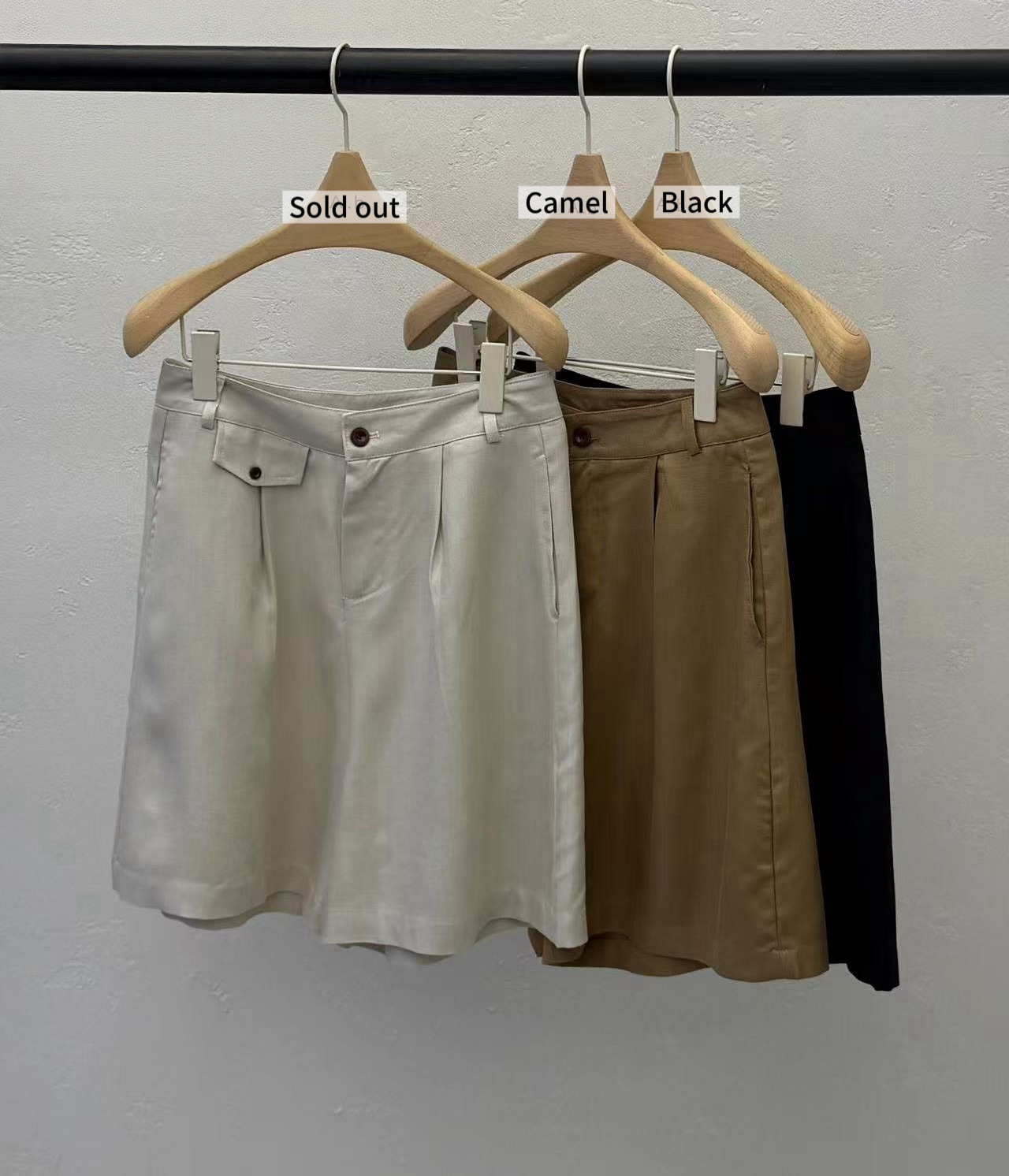 GA35 / POCKET LINEN BERMUDAS 