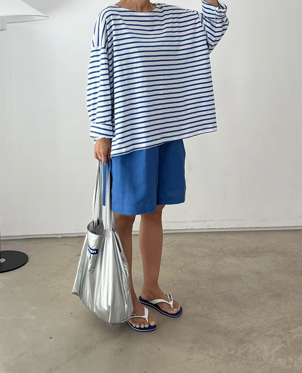 VN35 / ROUND NECKLINE STRIPE TEE