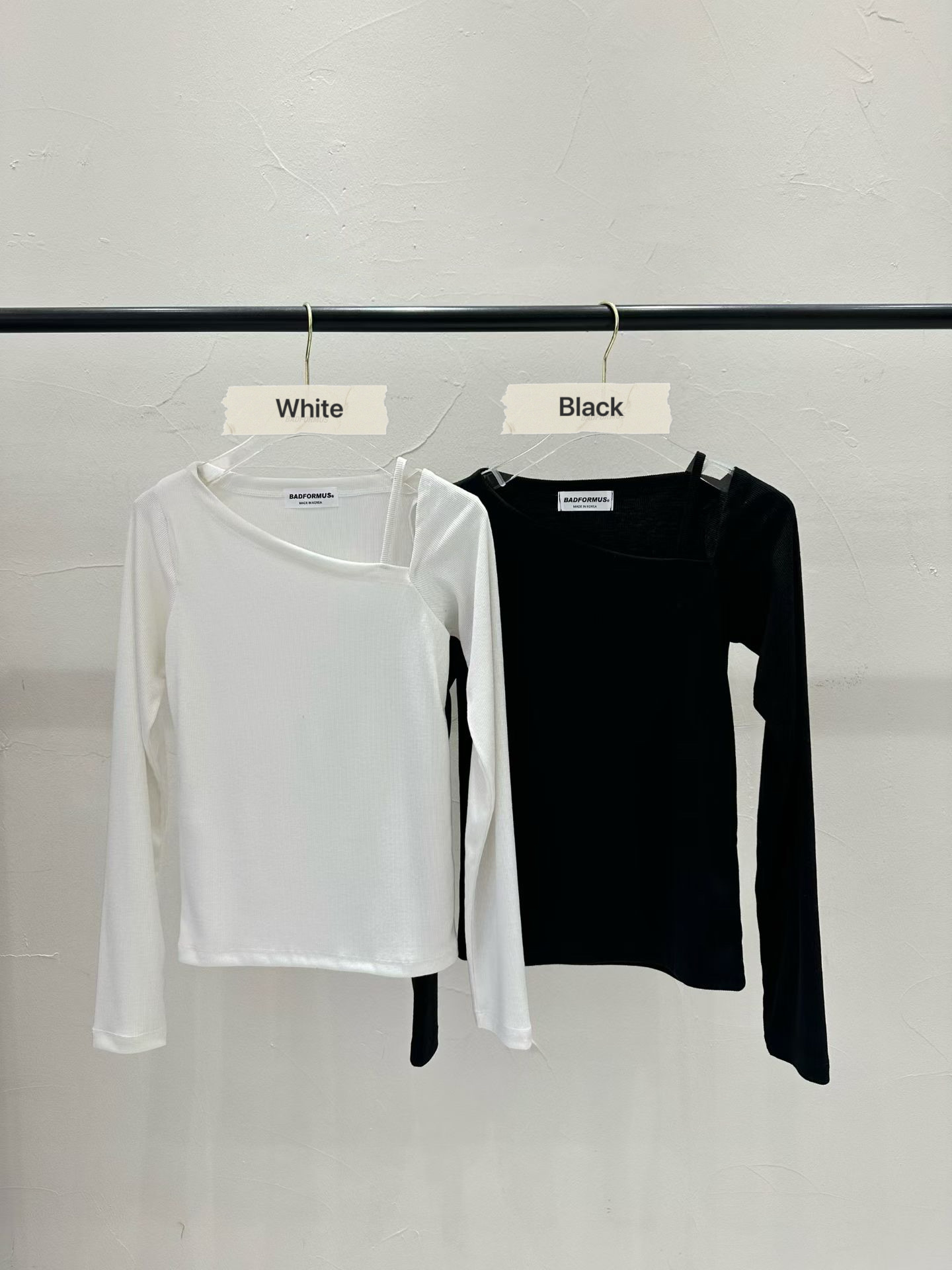 BF01 / Cut Out Shoulder Top