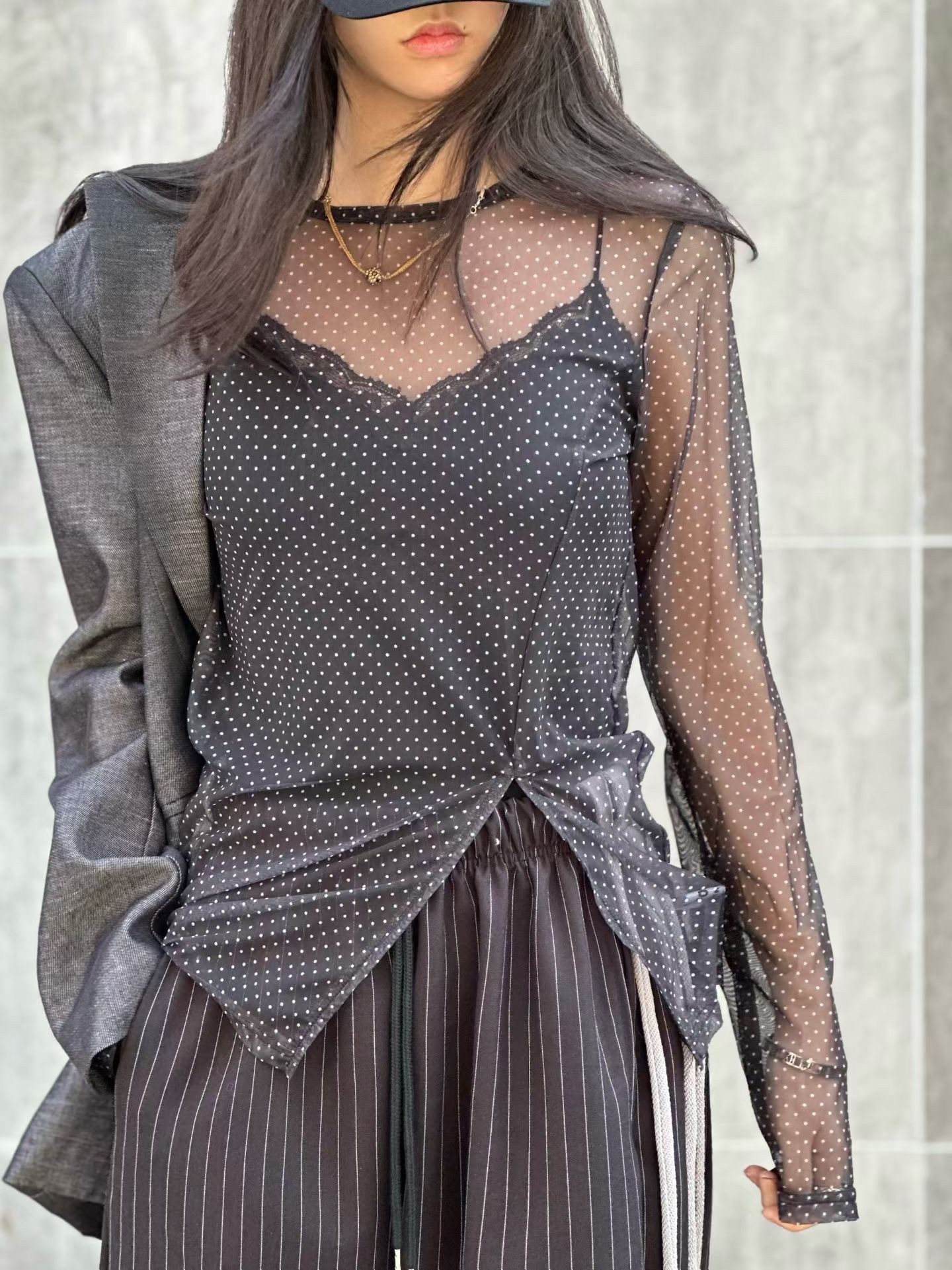 BF05 / Polkadot Mesh Top