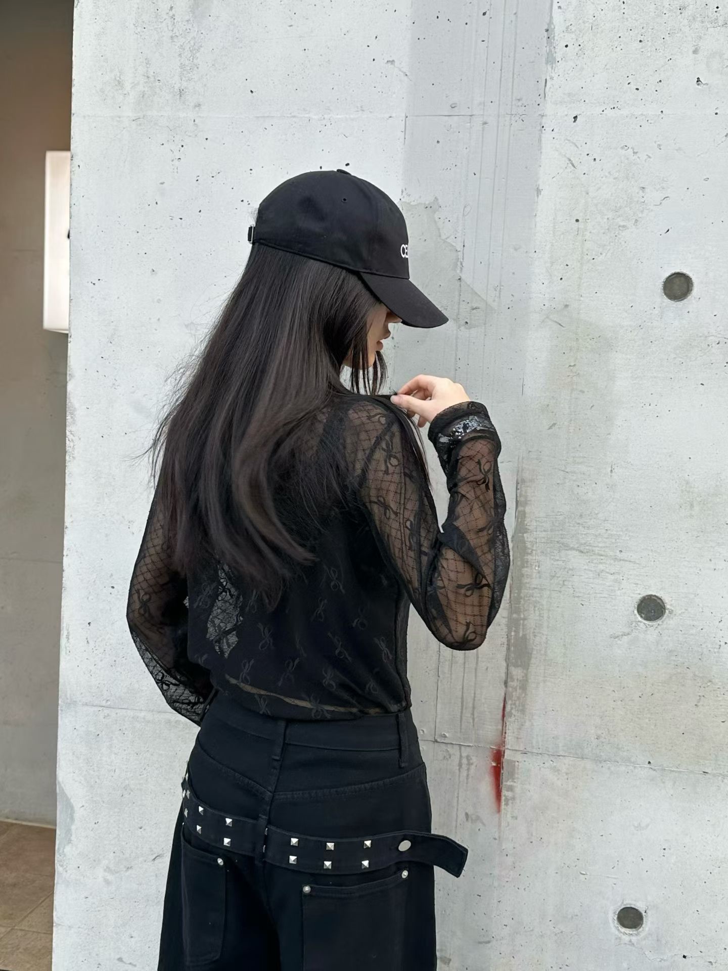 BF07 / Ribbon Mesh Top 